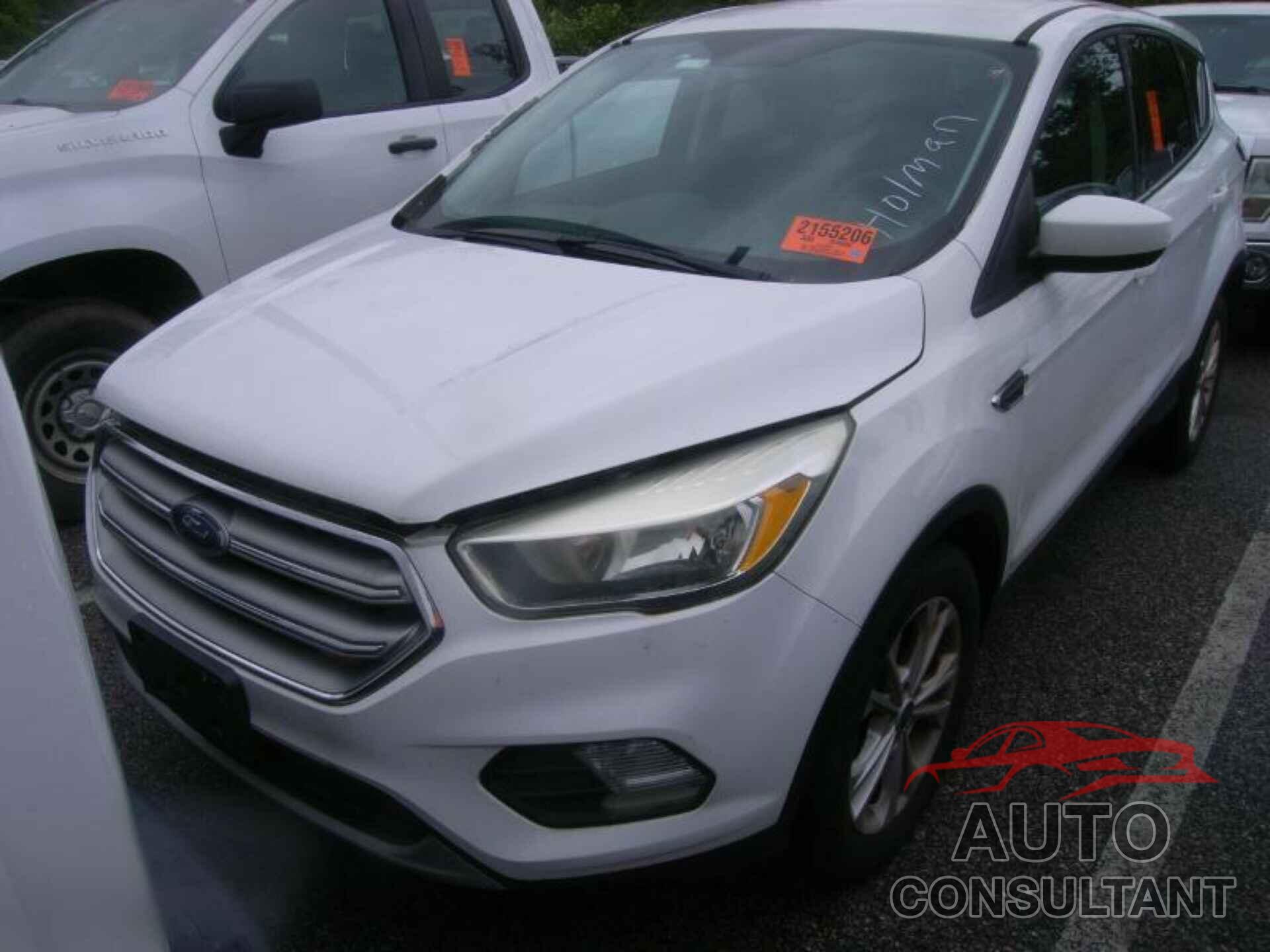 FORD ESCAPE 2017 - 1FMCU0GDXHUD45451