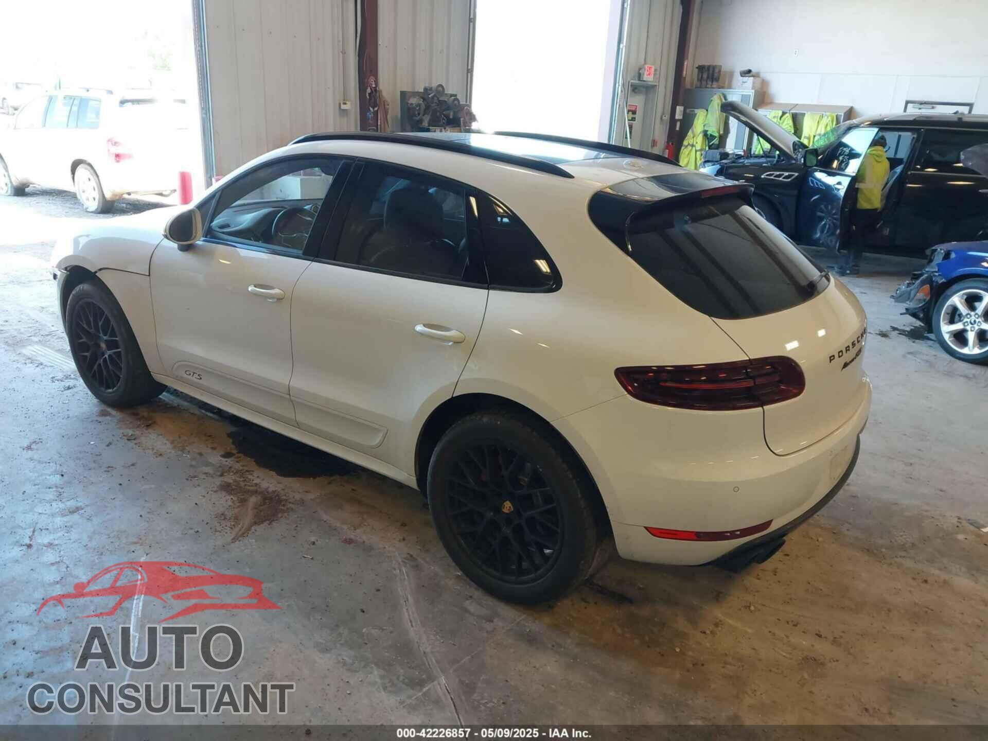 PORSCHE MACAN 2017 - WP1AG2A59HLB50199