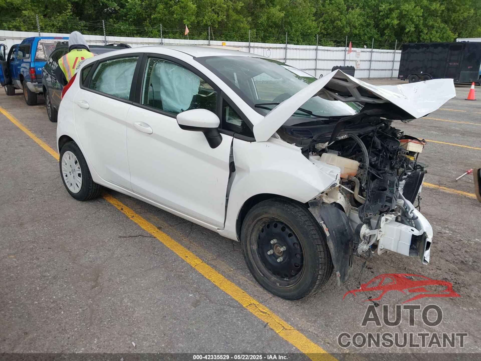 FORD FIESTA 2016 - 3FADP4TJXGM171649