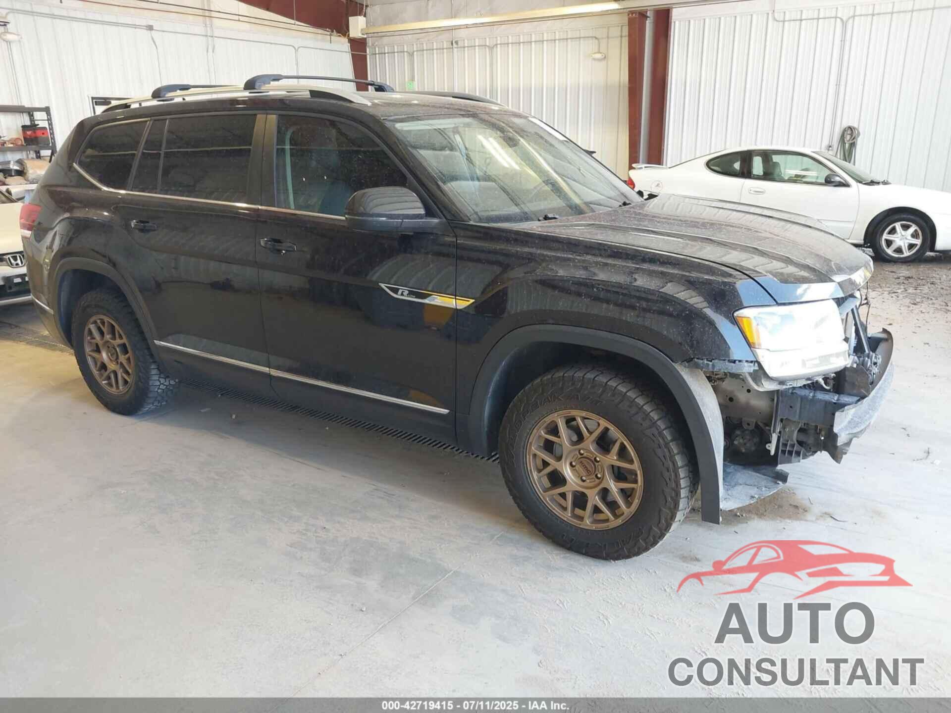 VOLKSWAGEN ATLAS 2018 - 1V2RR2CA9JC562197