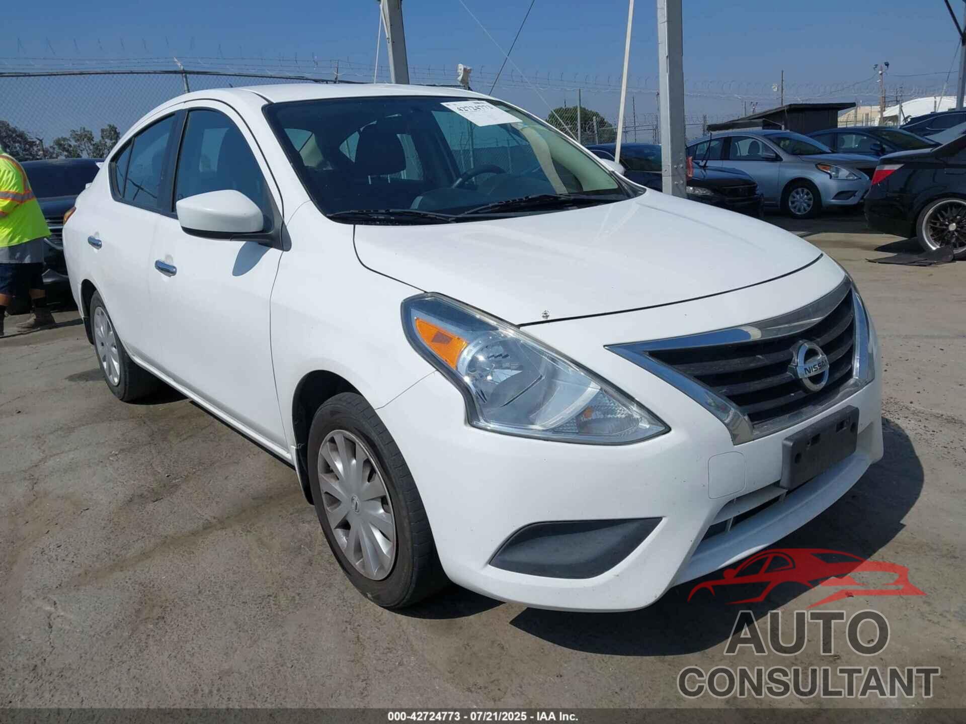 NISSAN VERSA 2015 - 3N1CN7AP8FL875733