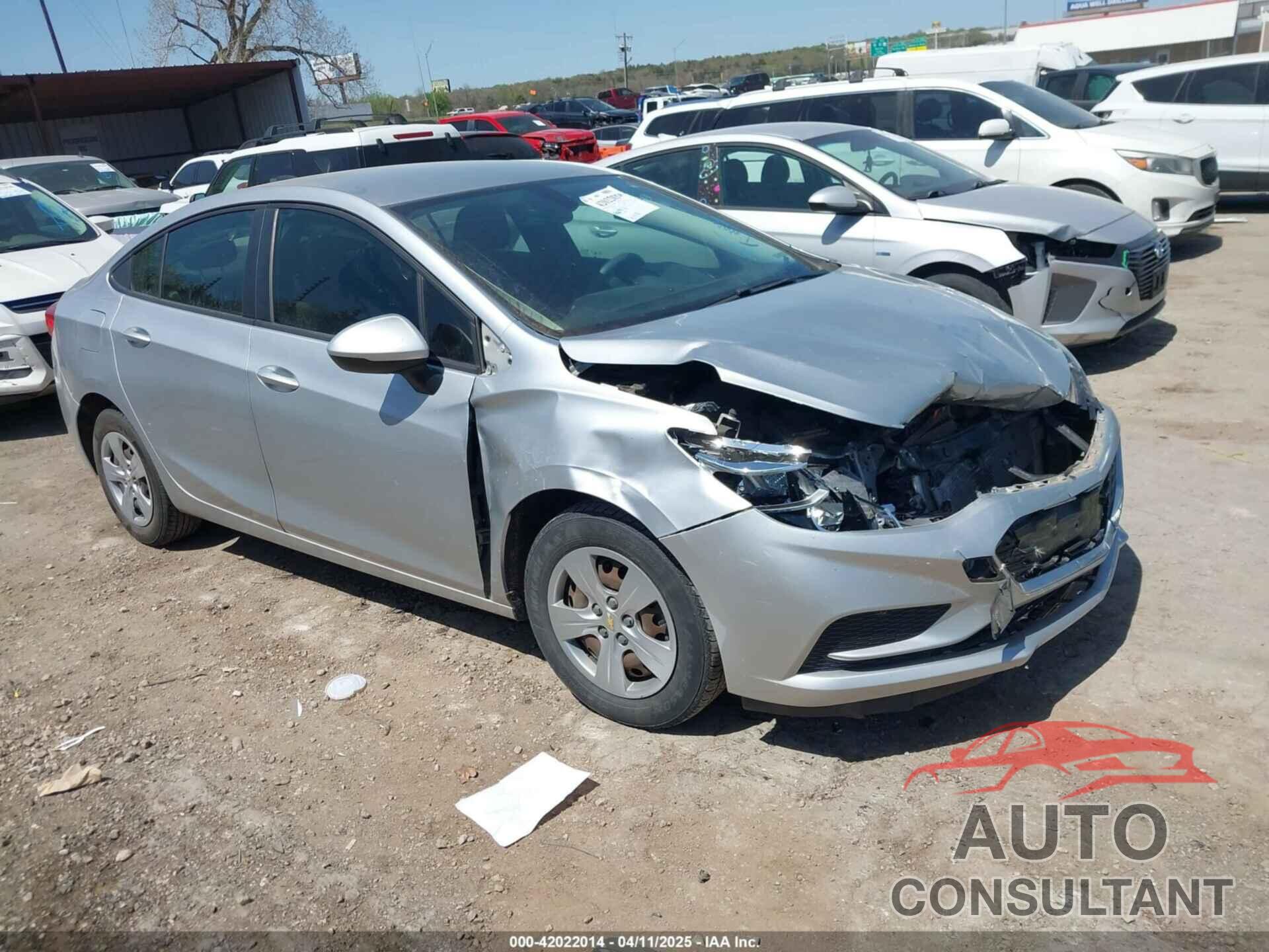 CHEVROLET CRUZE 2018 - 1G1BC5SM8J7175594