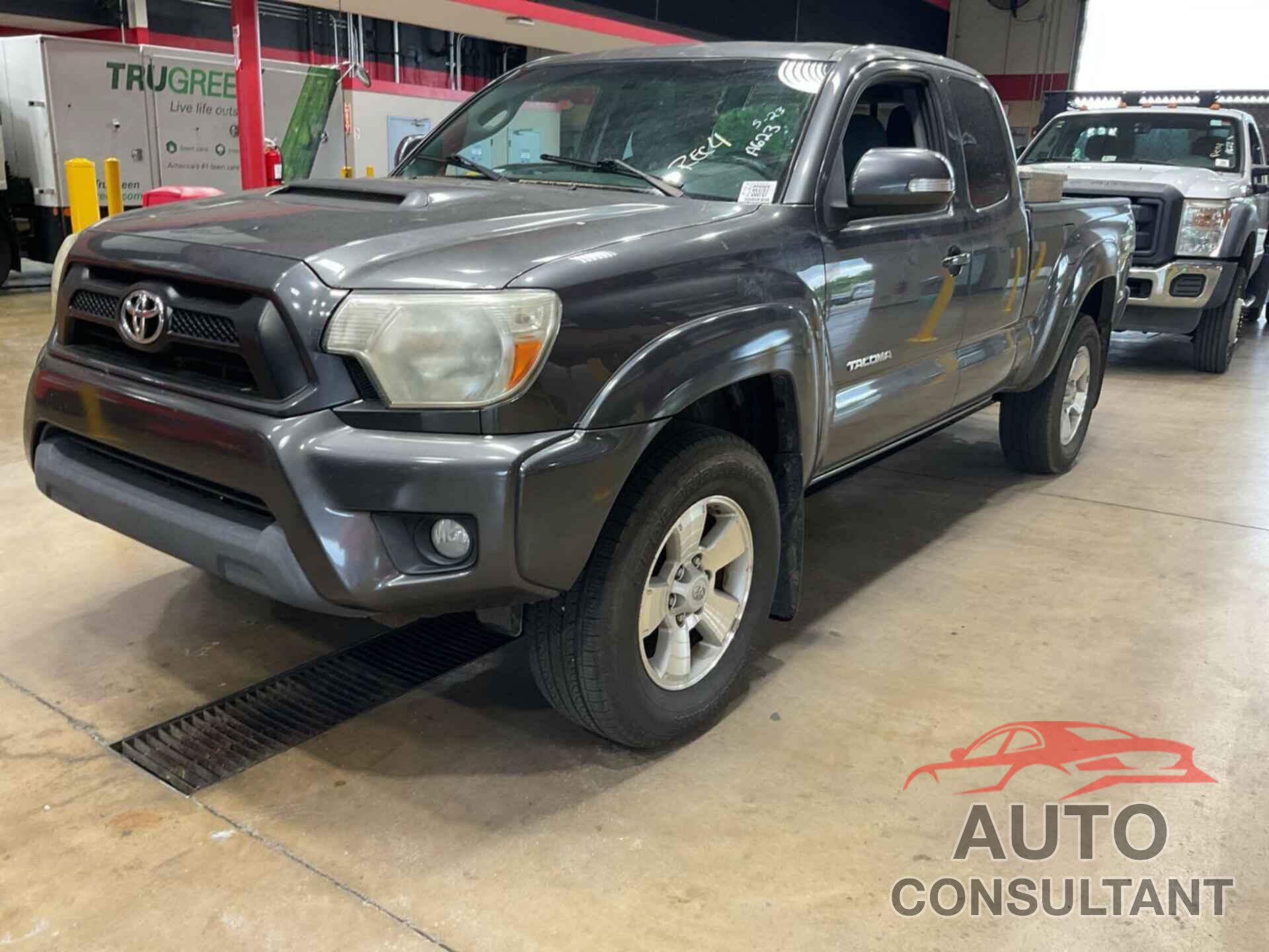 TOYOTA TACOMA 2013 - 5TFUU4EN8DX082459