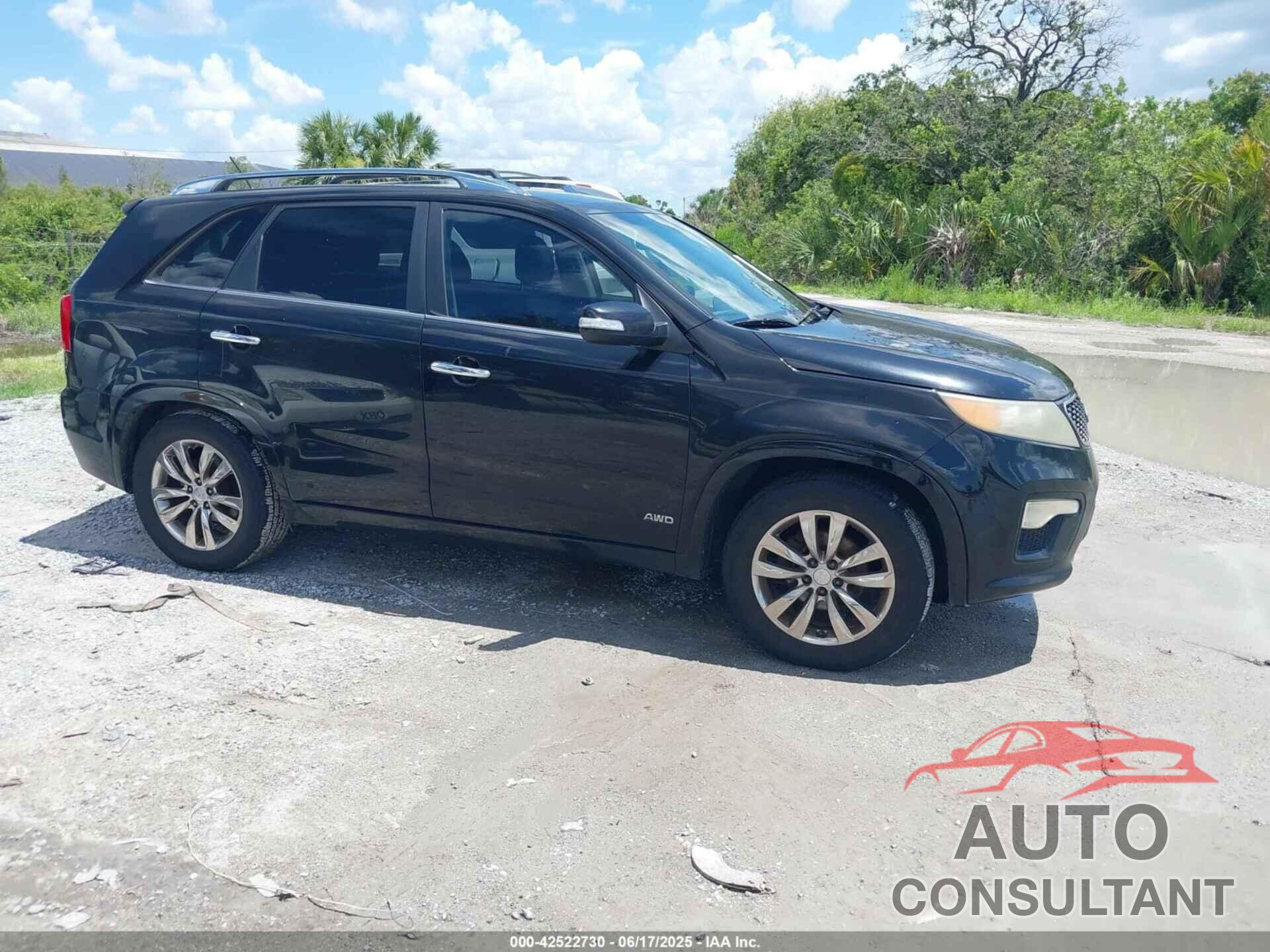 KIA SORENTO 2011 - 5XYKWDA28BG135450