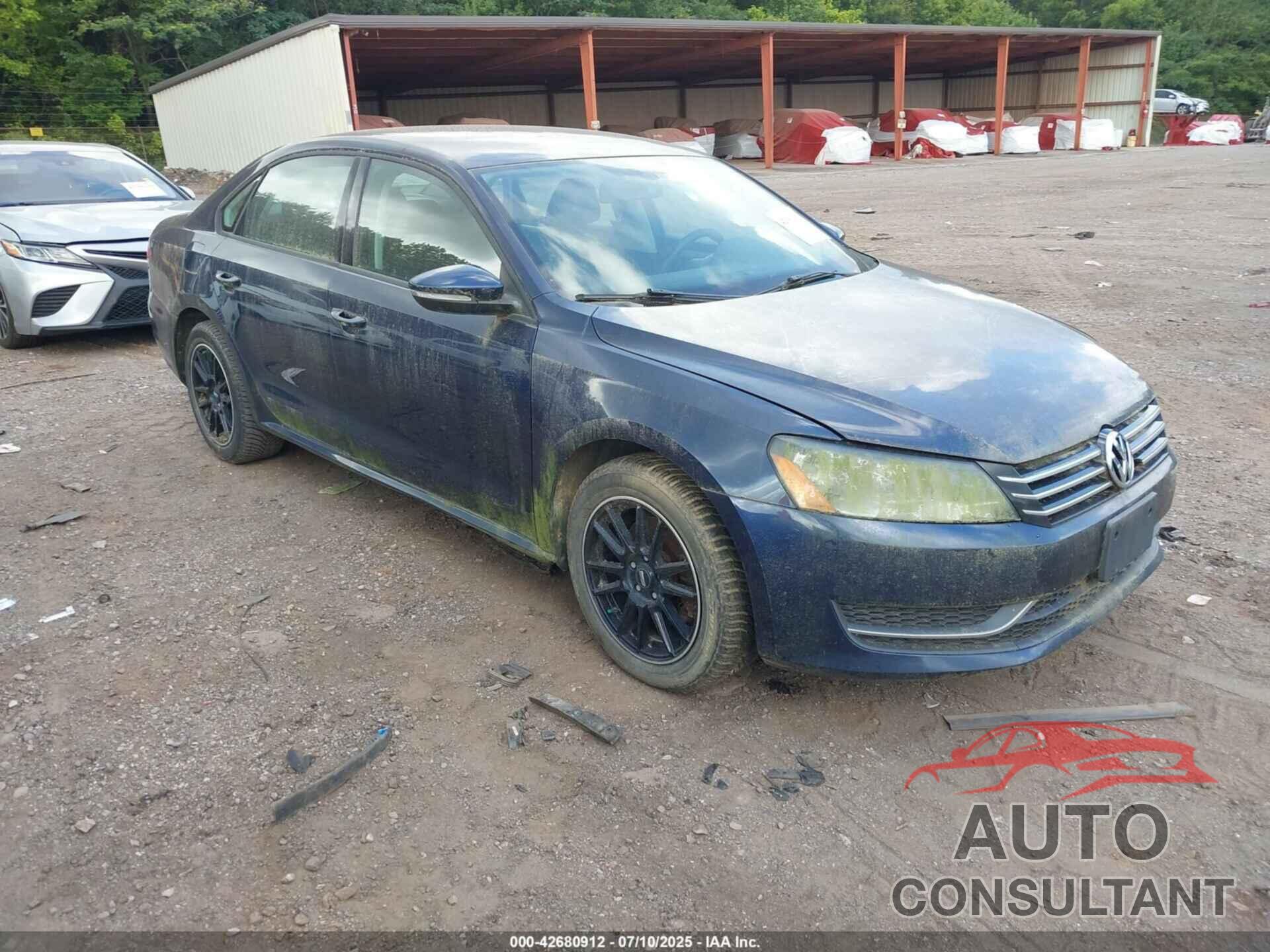 VOLKSWAGEN PASSAT 2012 - 1VWAH7A34CC023134