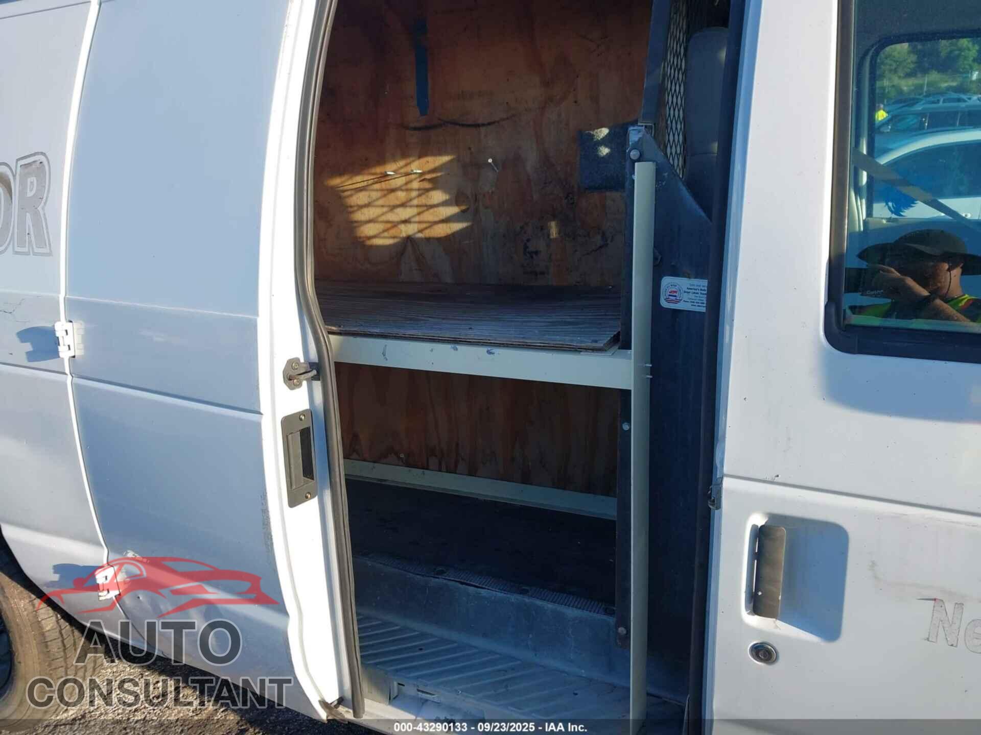FORD E-150 2010 - 1FTNE1EW8ADA16208