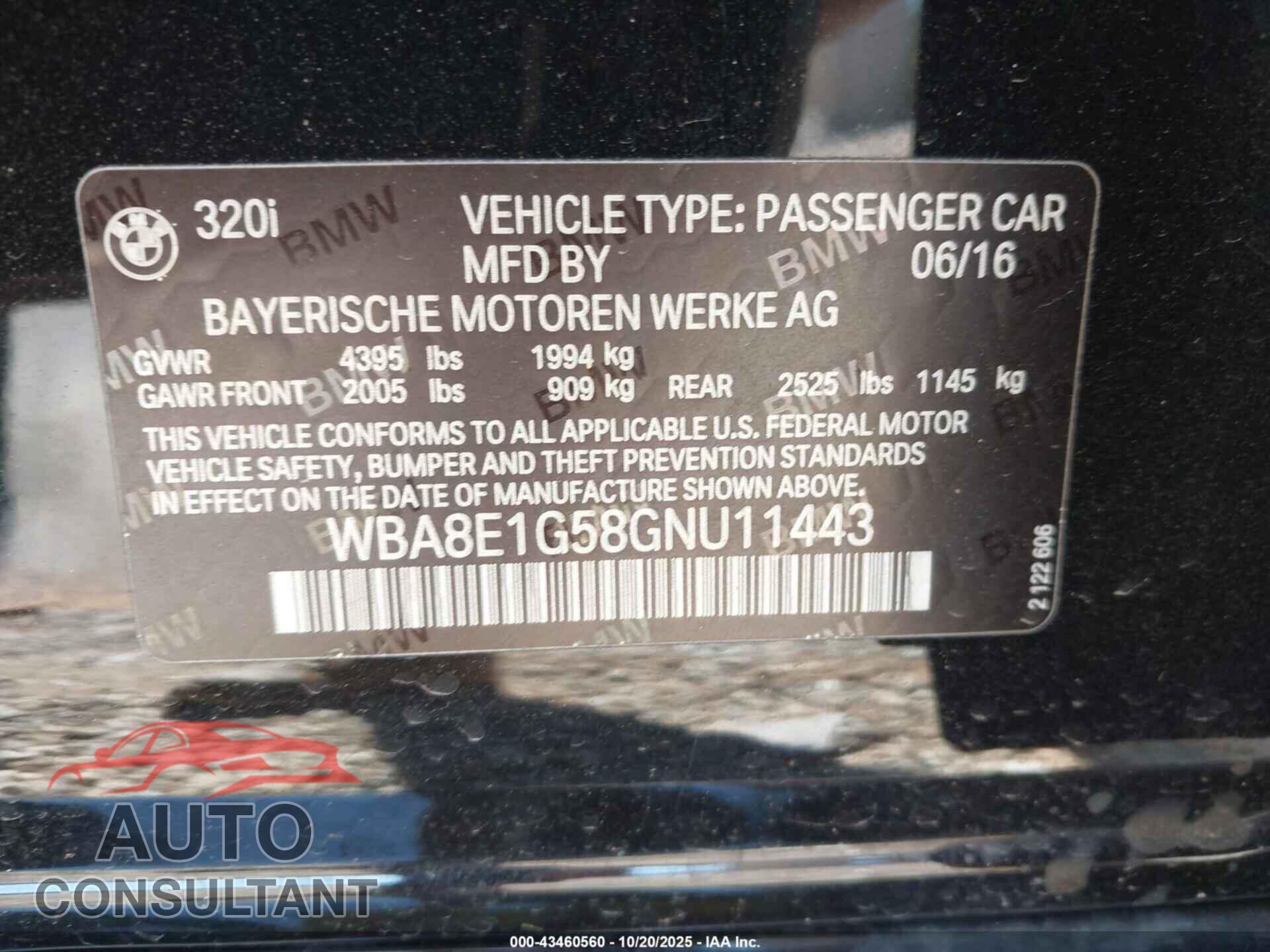 BMW 320I 2016 - WBA8E1G58GNU11443