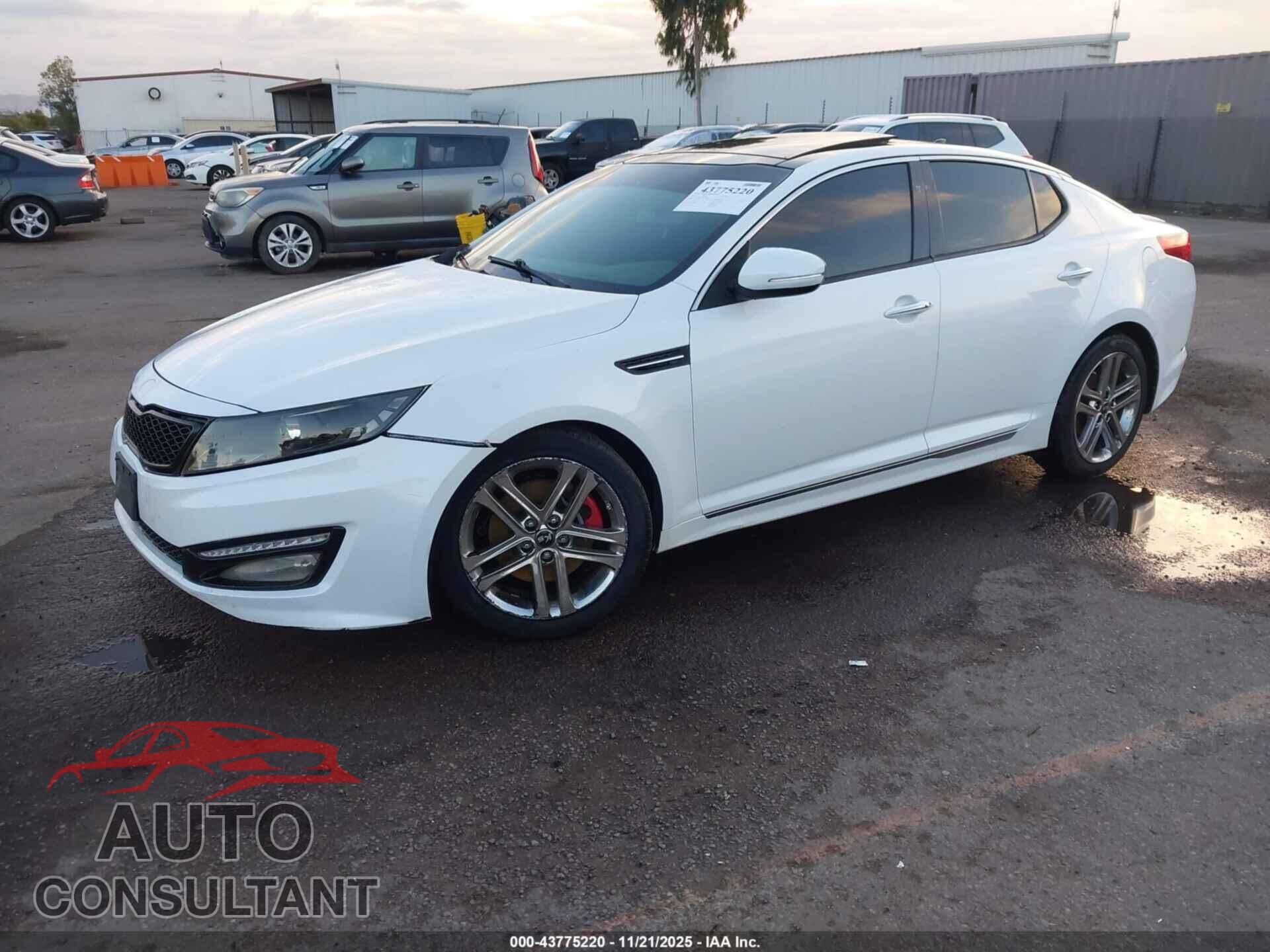 KIA OPTIMA 2013 - 5XXGR4A65DG091009