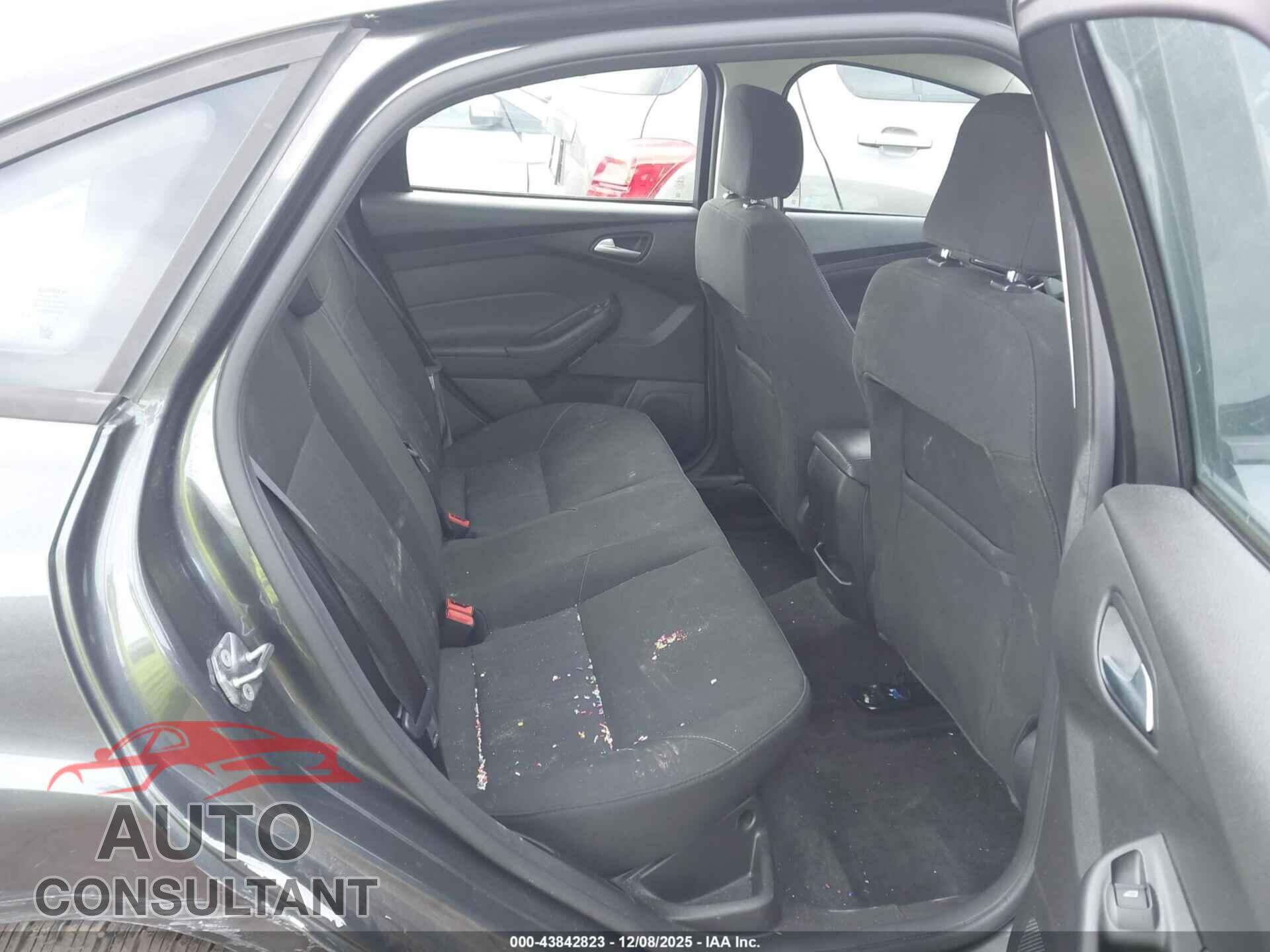 FORD FOCUS 2017 - 1FADP3F29HL236833