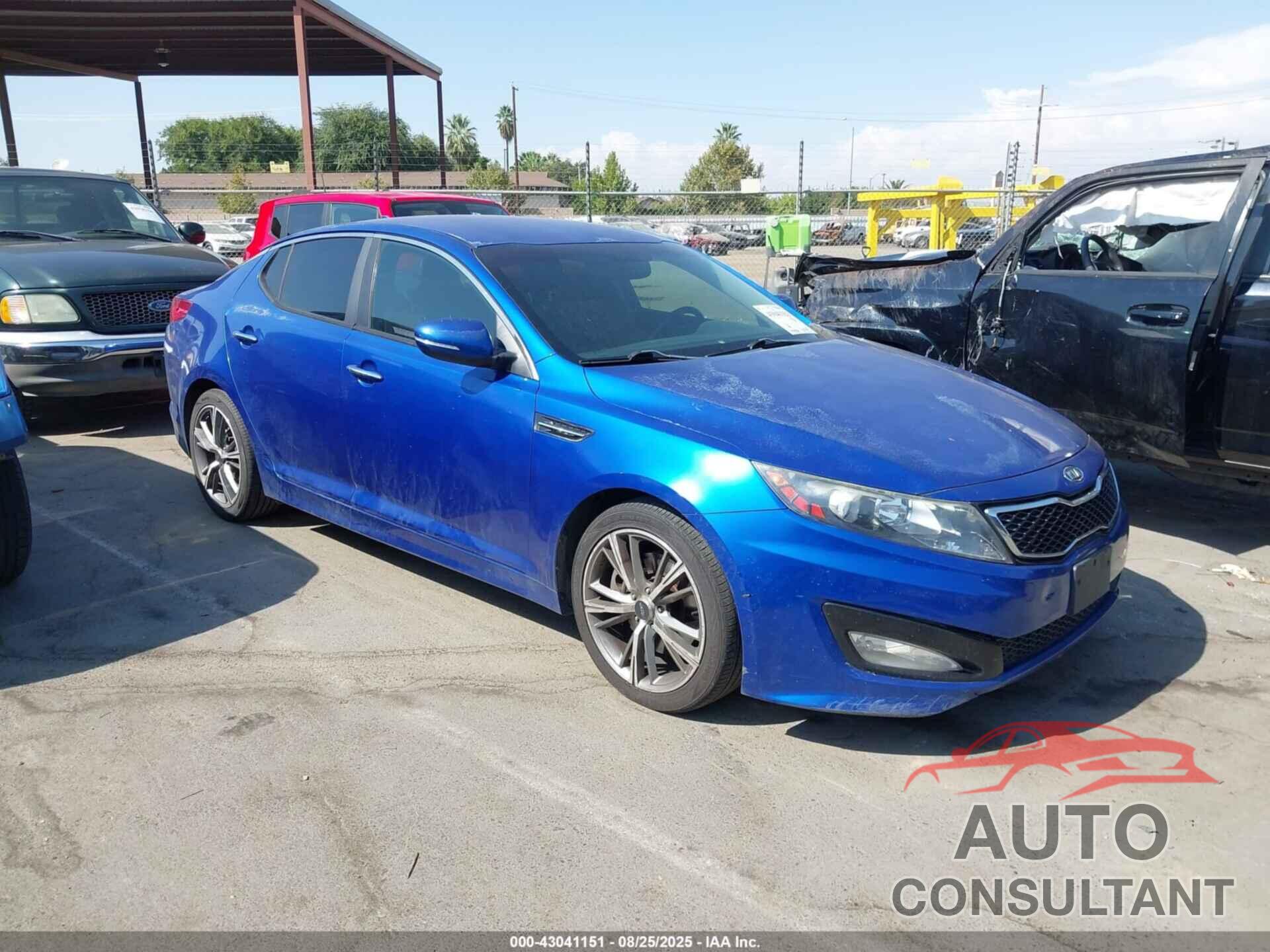 KIA OPTIMA 2011 - KNAGR4A67B5088109