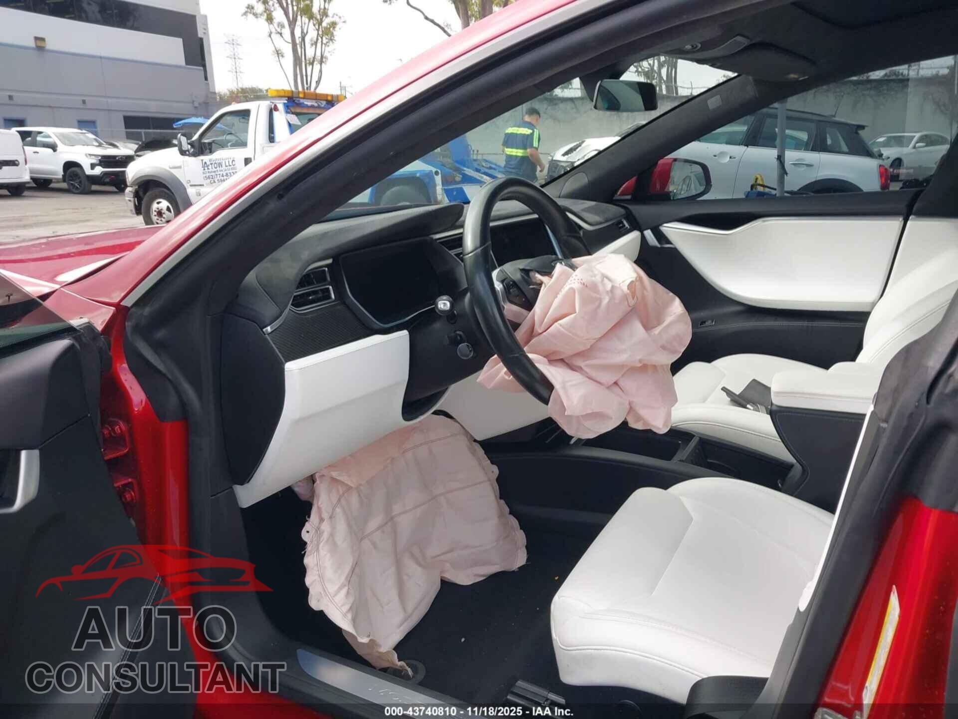 TESLA MODEL S 2017 - 5YJSA1E10HF193356