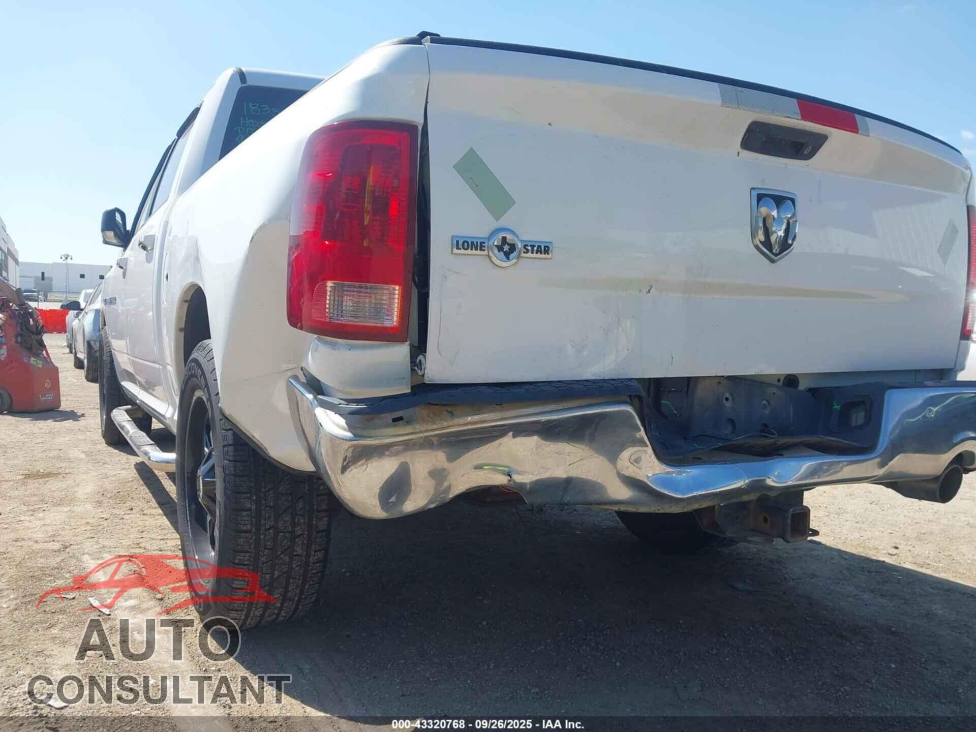 DODGE RAM 1500 2011 - 1D7RB1CT9BS596607