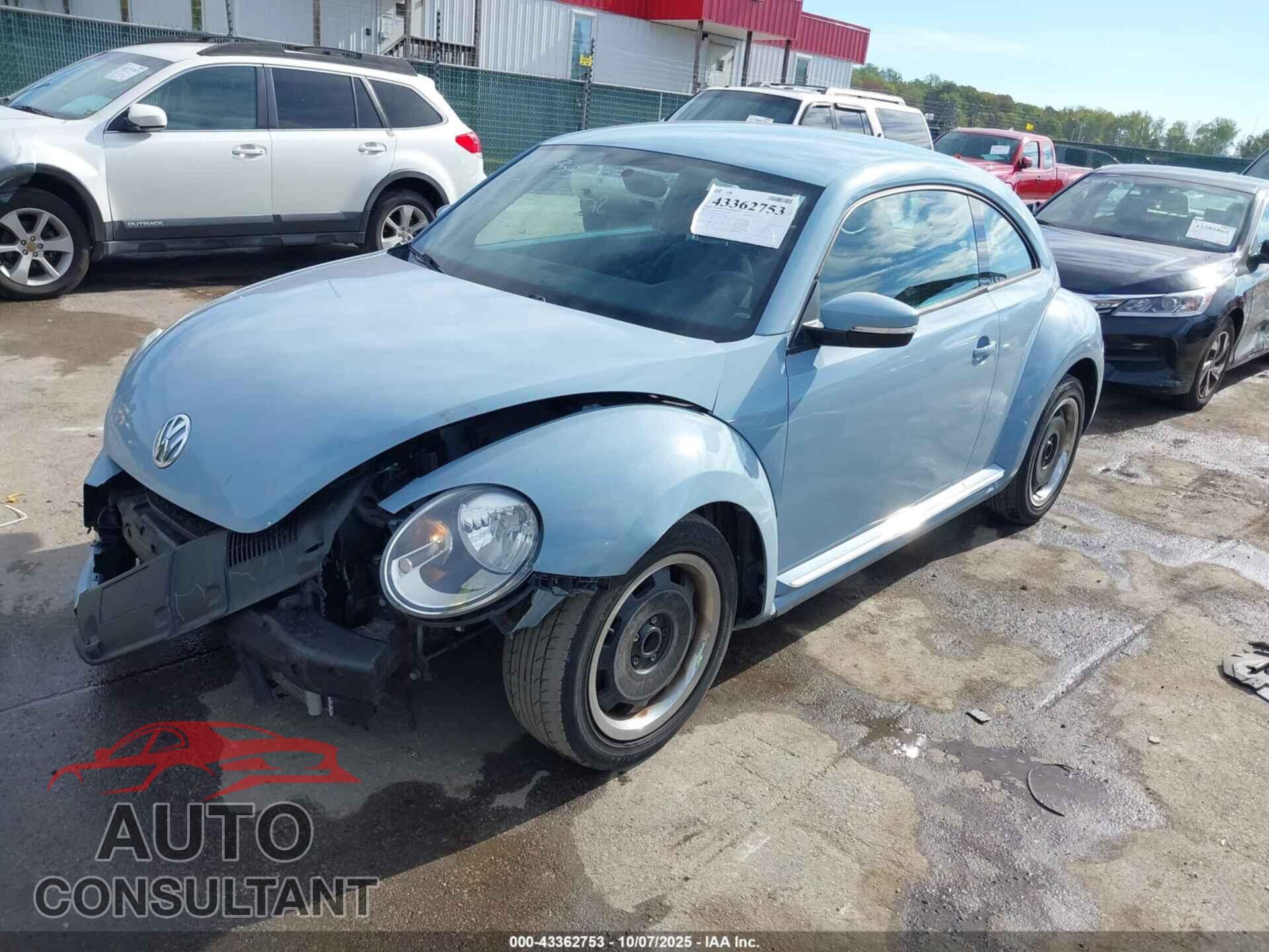VOLKSWAGEN BEETLE 2012 - 3VWJP7AT2CM601071