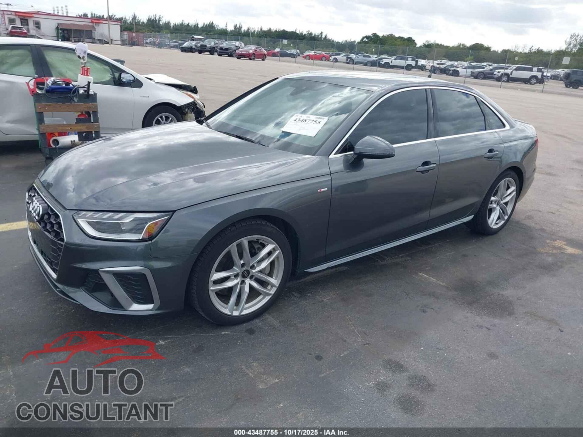 AUDI A4 2024 - WAUDAAF40RN000141