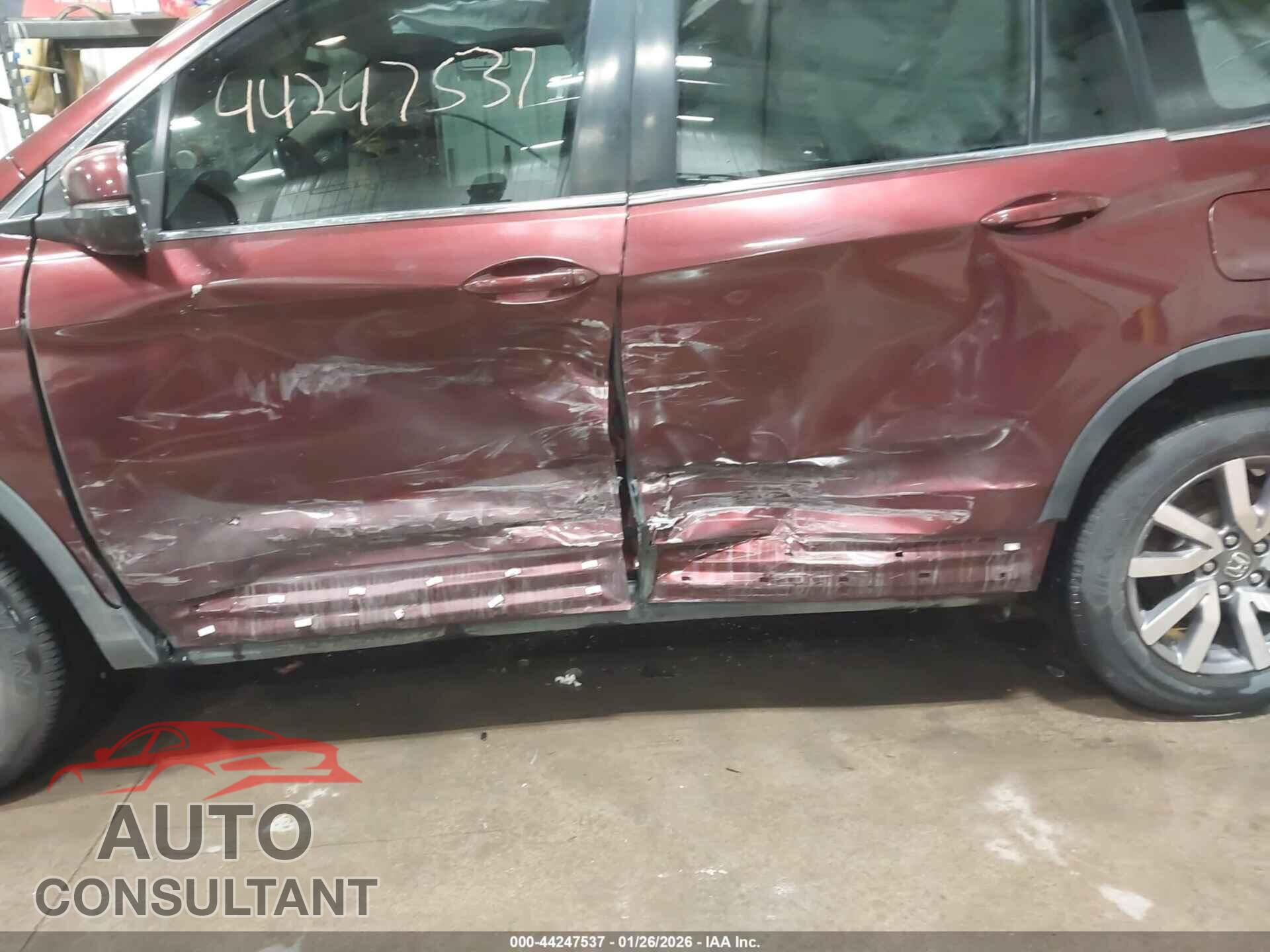 HONDA PILOT 2019 - 5FNYF5H54KB007617
