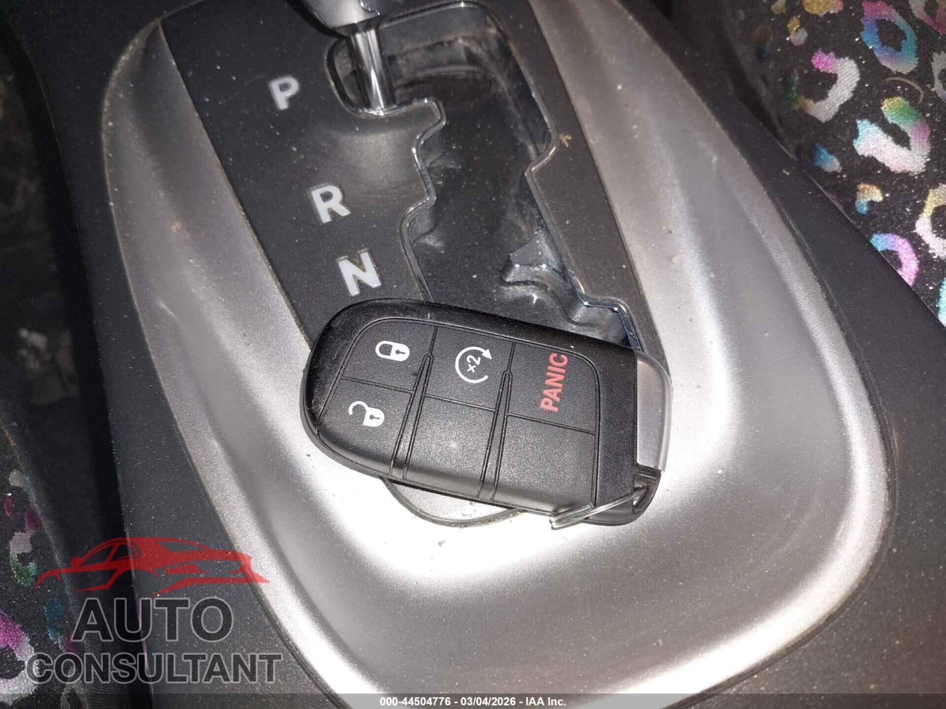 DODGE JOURNEY 2017 - 3C4PDCAB2HT586753