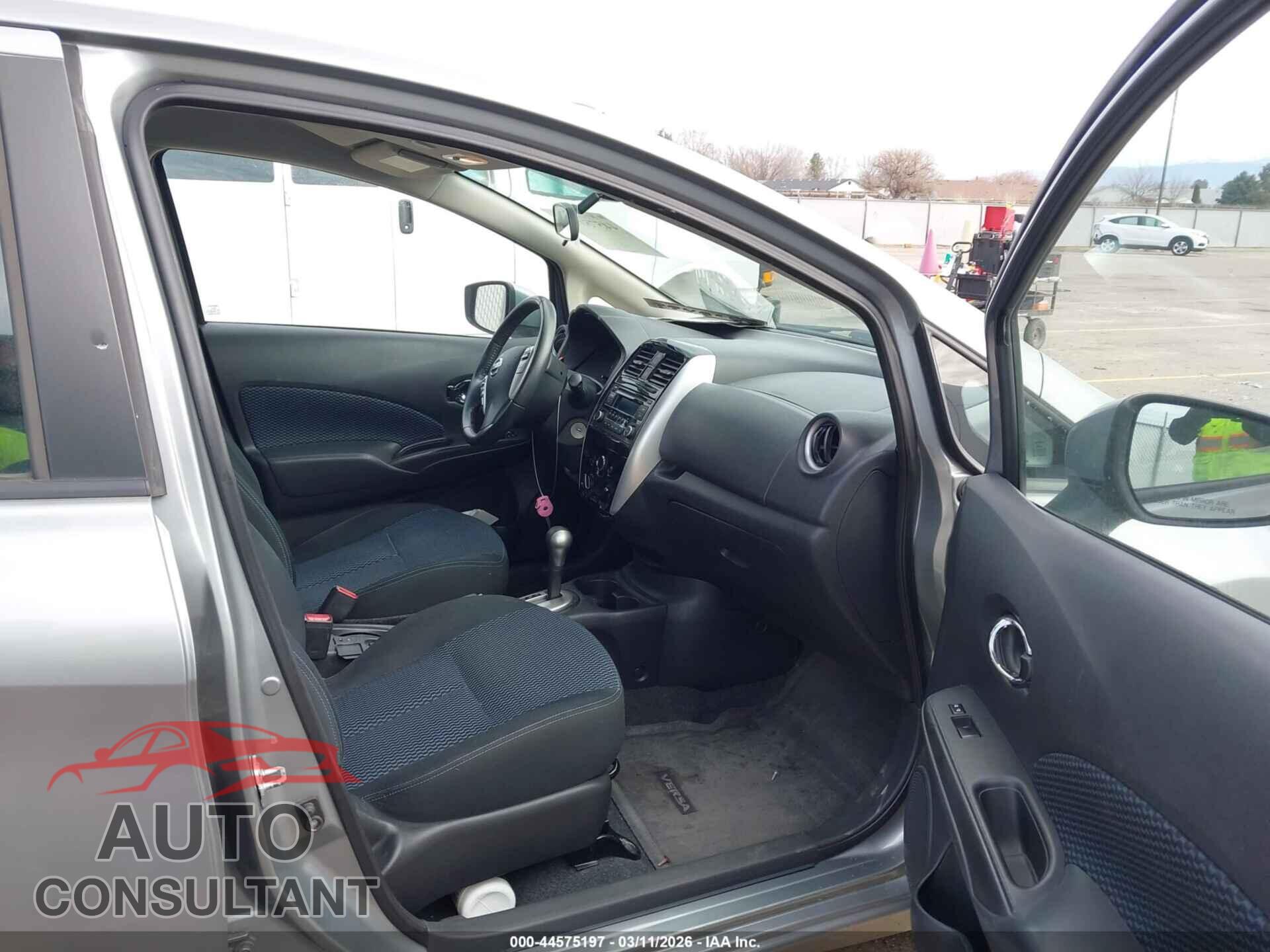 NISSAN VERSA NOTE 2015 - 3N1CE2CP7FL405922