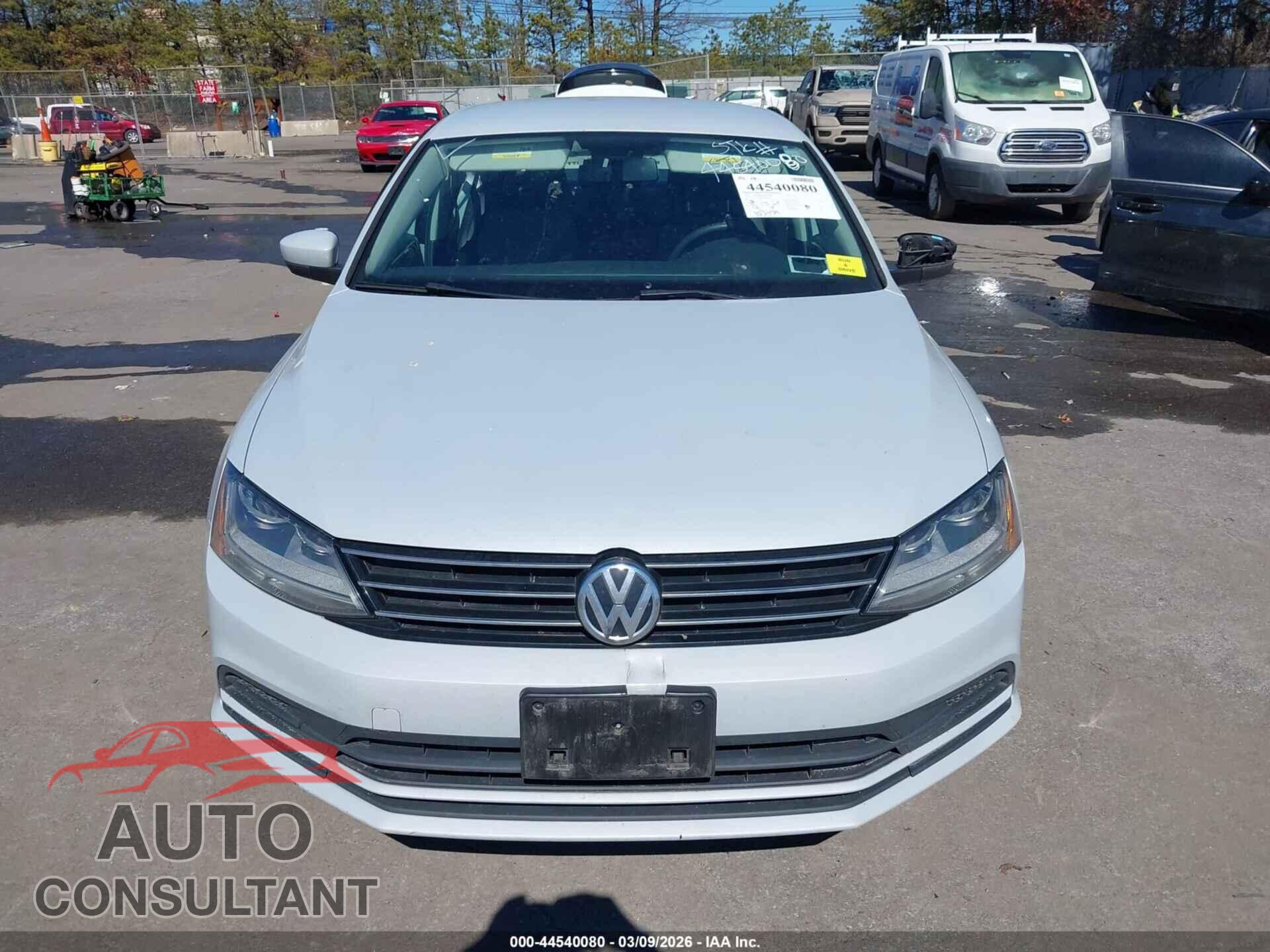 VOLKSWAGEN JETTA 2017 - 3VW2B7AJ8HM304671