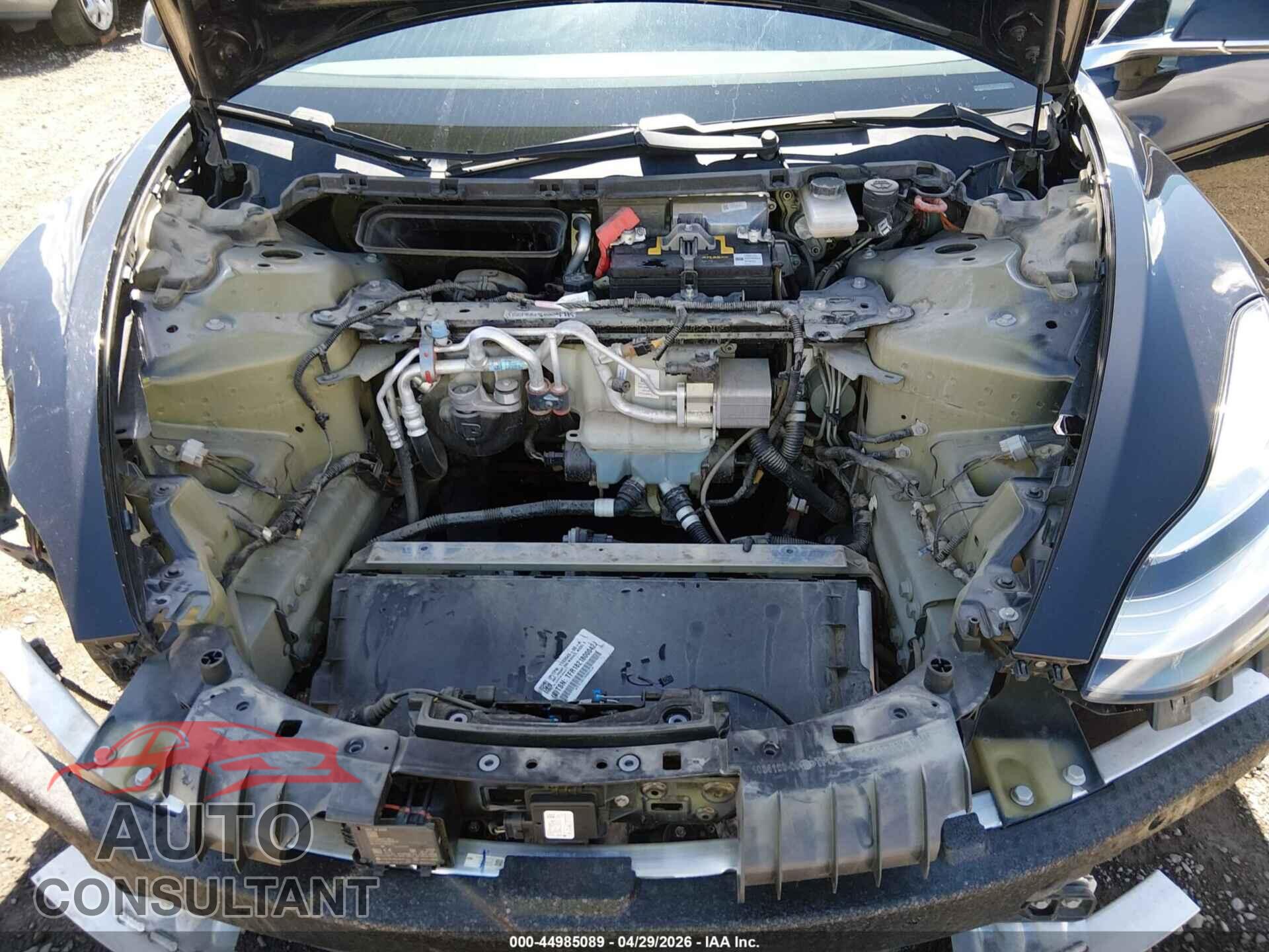 TESLA MODEL 3 2018 - 5YJ3E1EA8JF056499