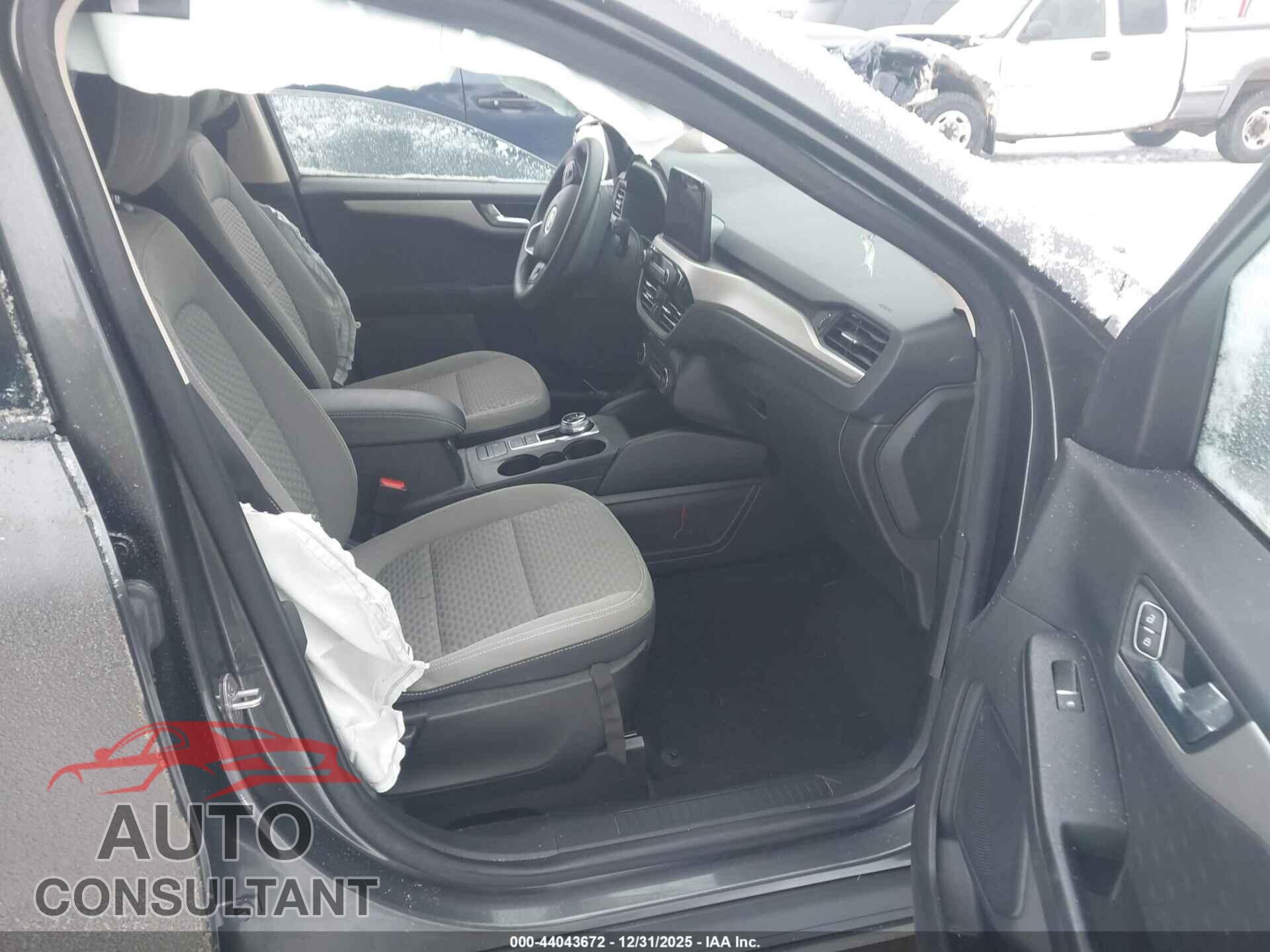 FORD ESCAPE 2020 - 1FMCU9G65LUA70117