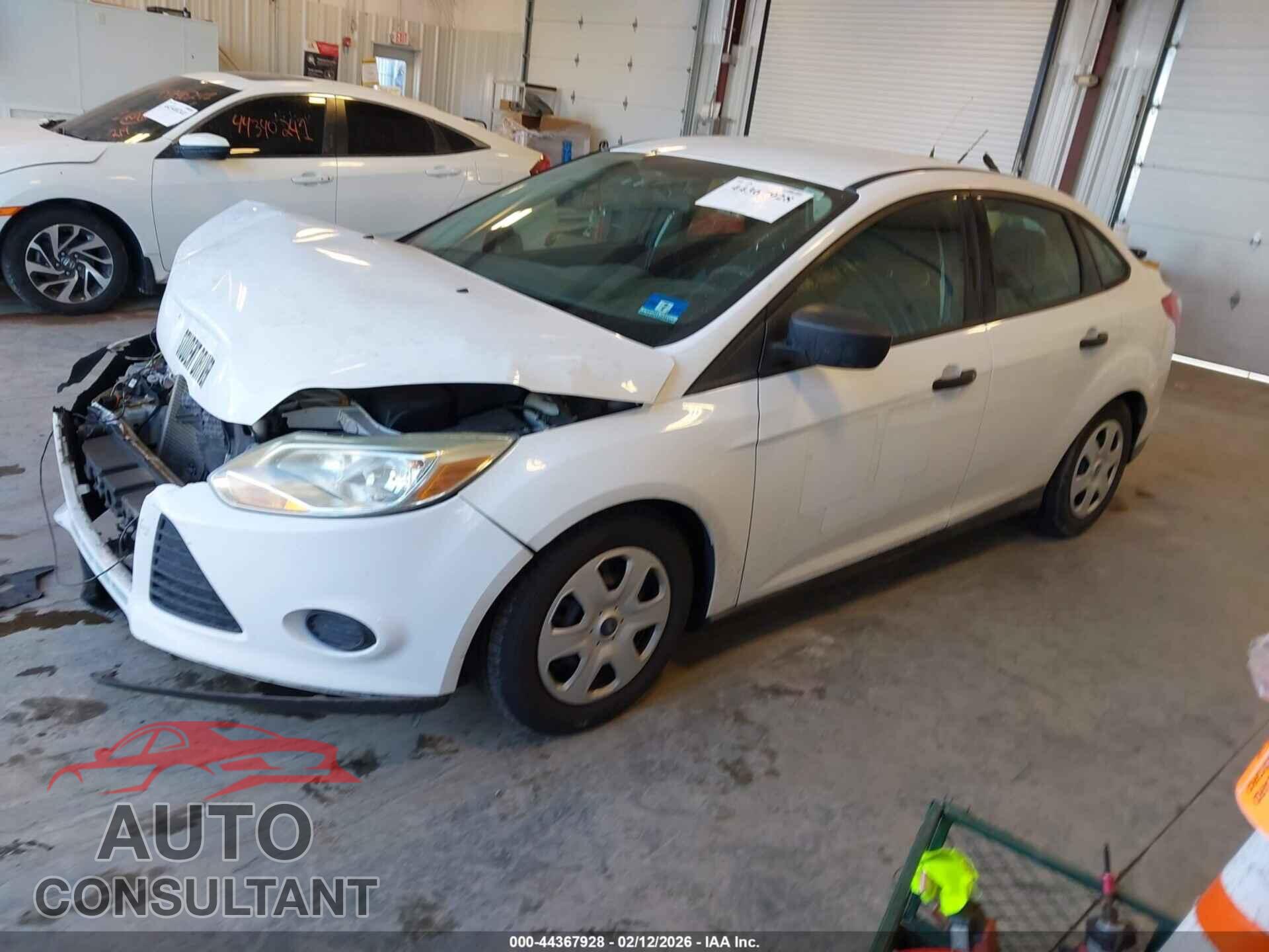 FORD FOCUS 2014 - 1FADP3E23EL112862