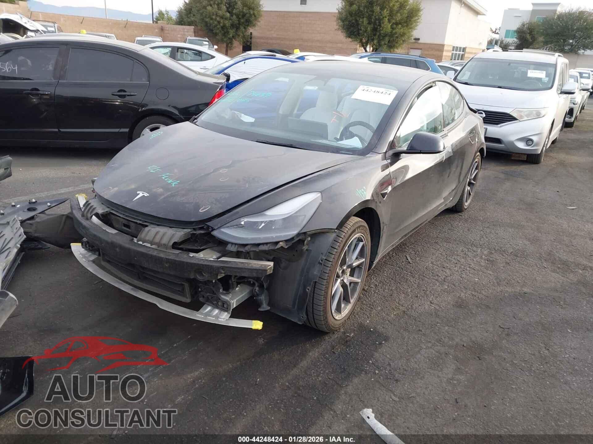 TESLA MODEL 3 2022 - 5YJ3E1EA6NF373932