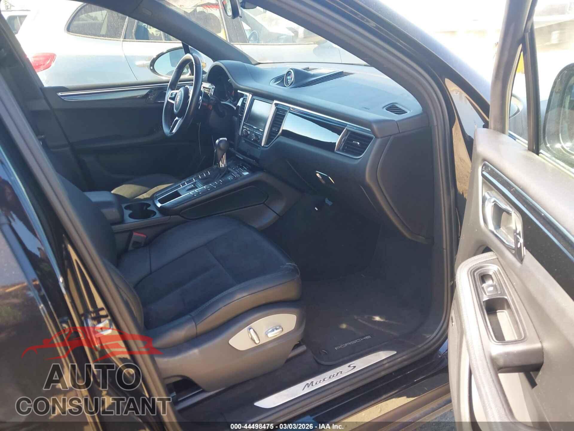 PORSCHE MACAN 2016 - WP1AB2A52GLB42328