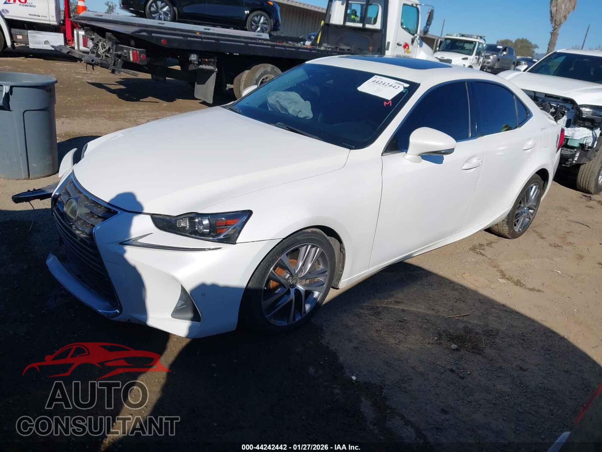 LEXUS IS 300 2020 - JTHDA1D29L5107733