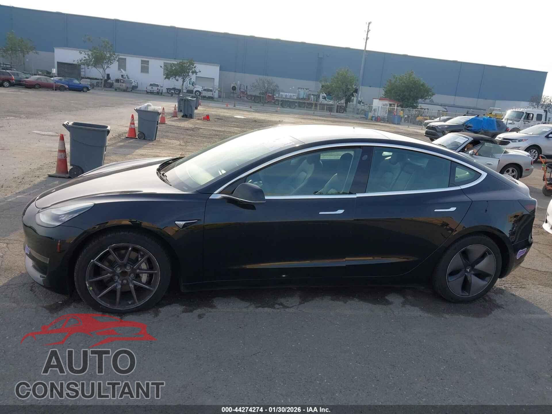 TESLA MODEL 3 2019 - 5YJ3E1EA7KF297861