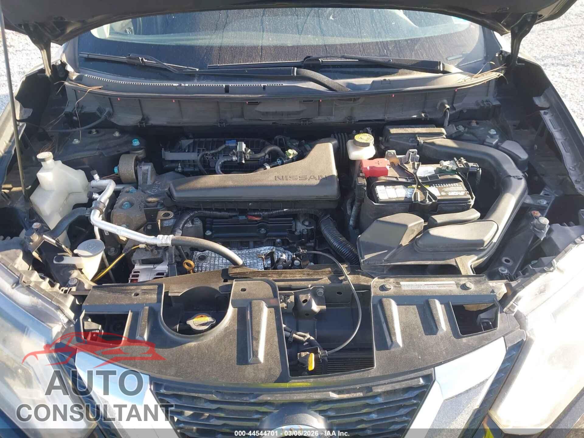 NISSAN ROGUE 2017 - KNMAT2MV8HP518938