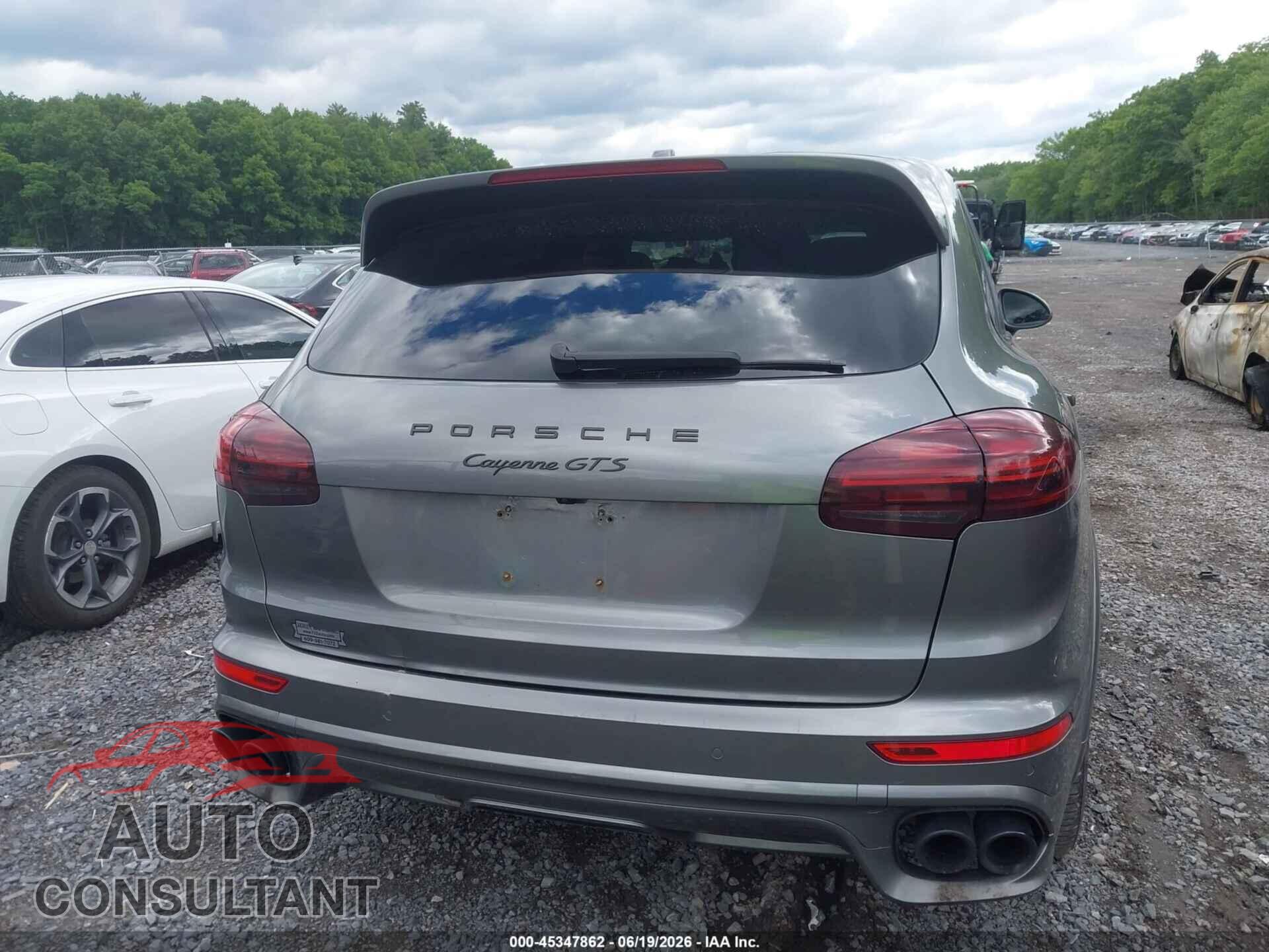 PORSCHE CAYENNE 2016 - WP1AD2A25GLA77538