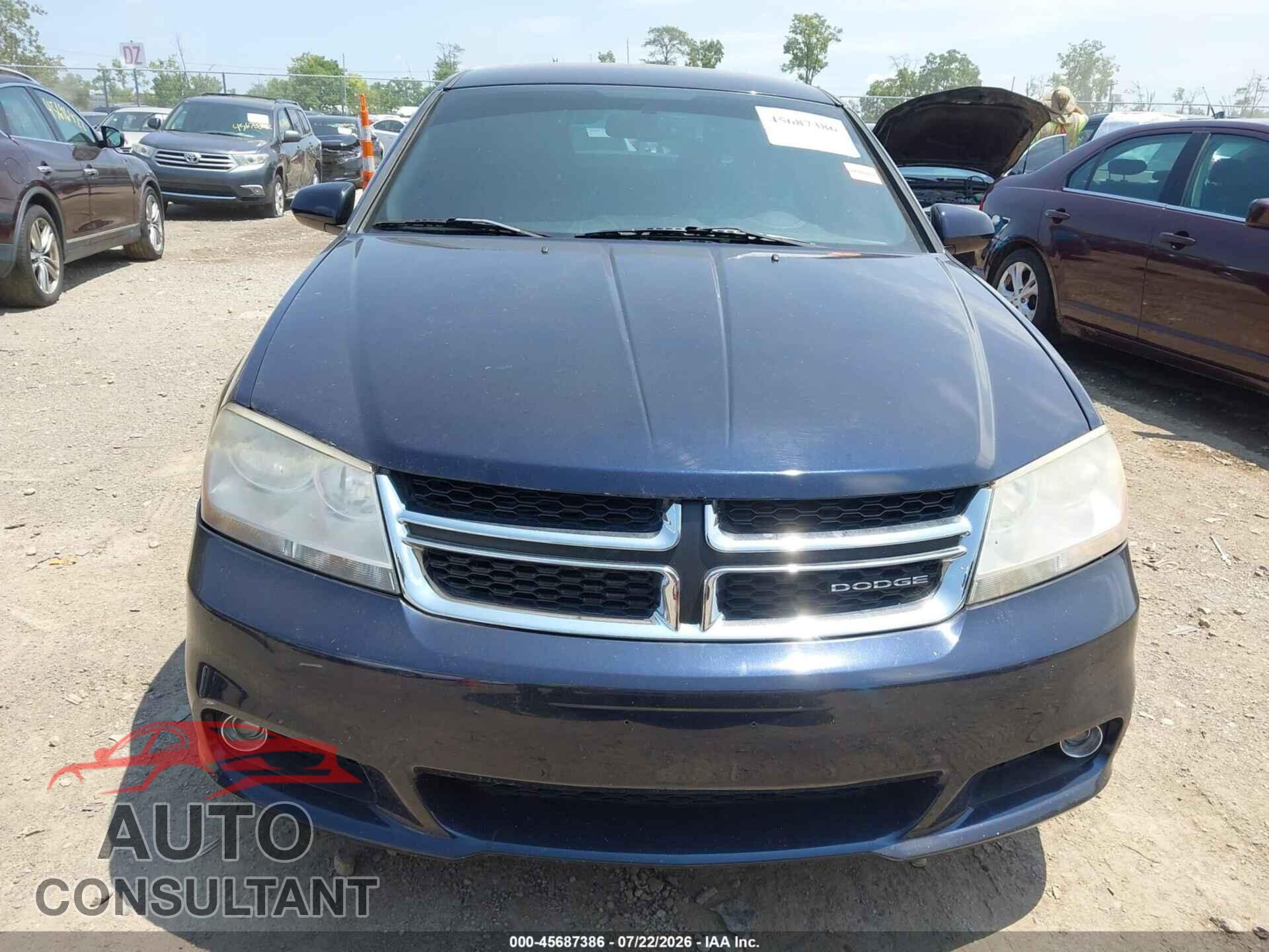 DODGE AVENGER 2011 - 1B3BD2FB1BN524752