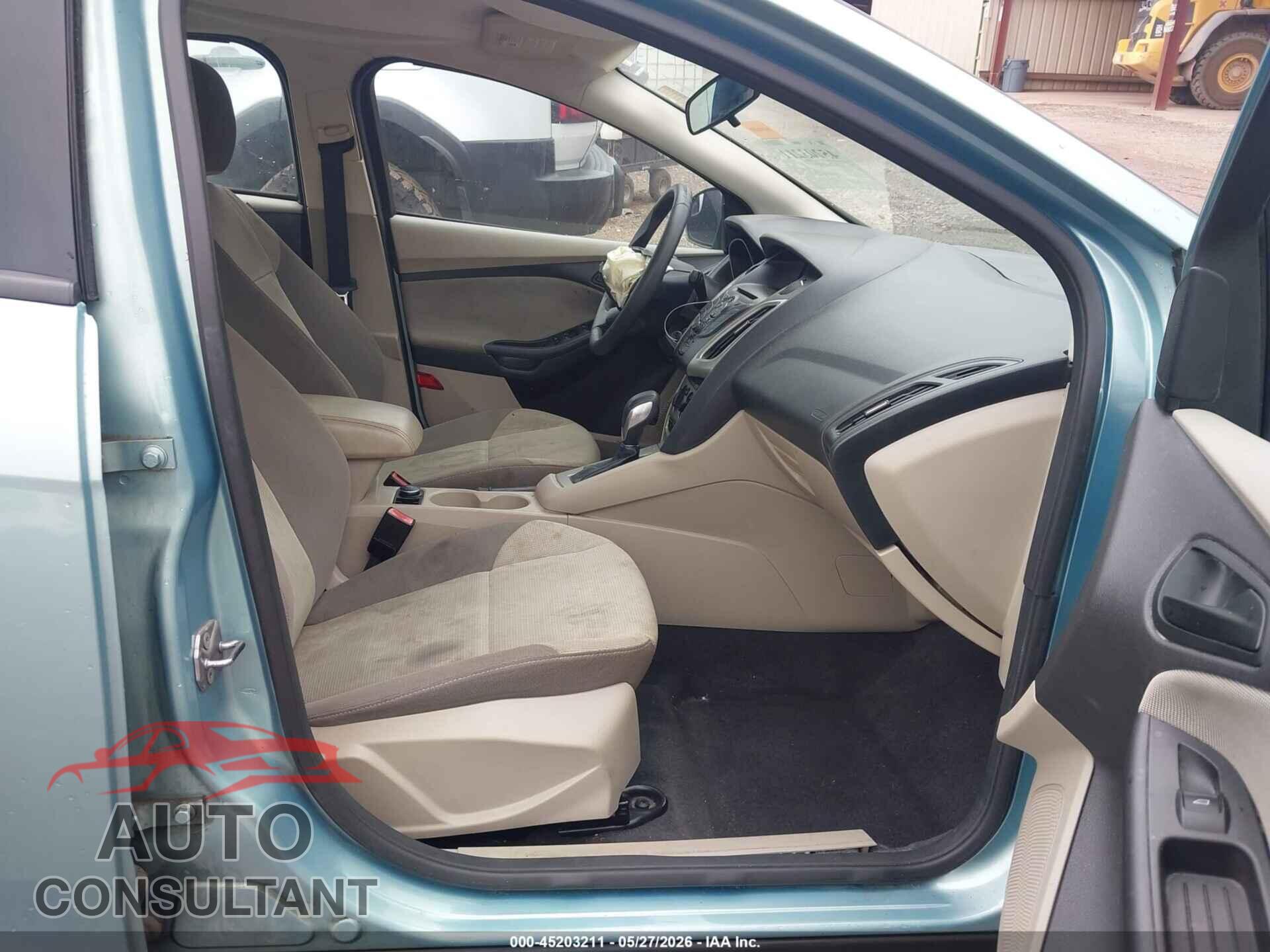 FORD FOCUS 2012 - 1FAHP3F24CL455967