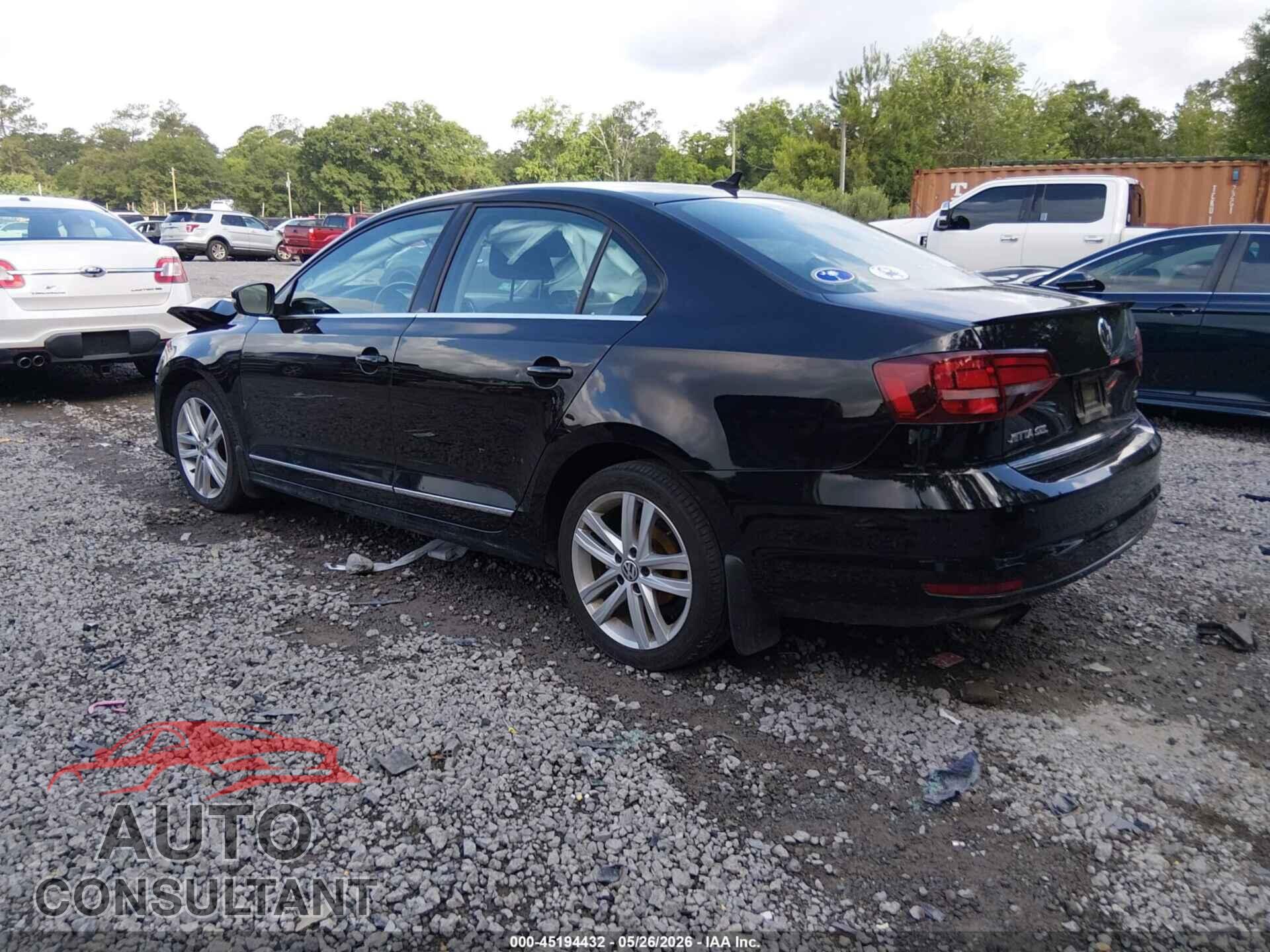 VOLKSWAGEN JETTA 2017 - 3VWL17AJ5HM350577