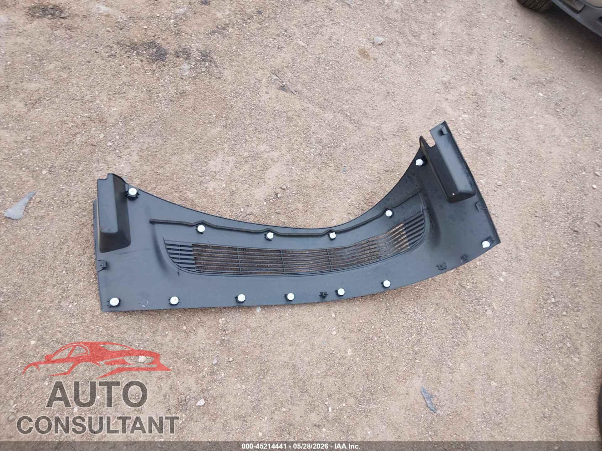 TESLA MODEL Y 2026 - 7SAYGDEE5TF586746