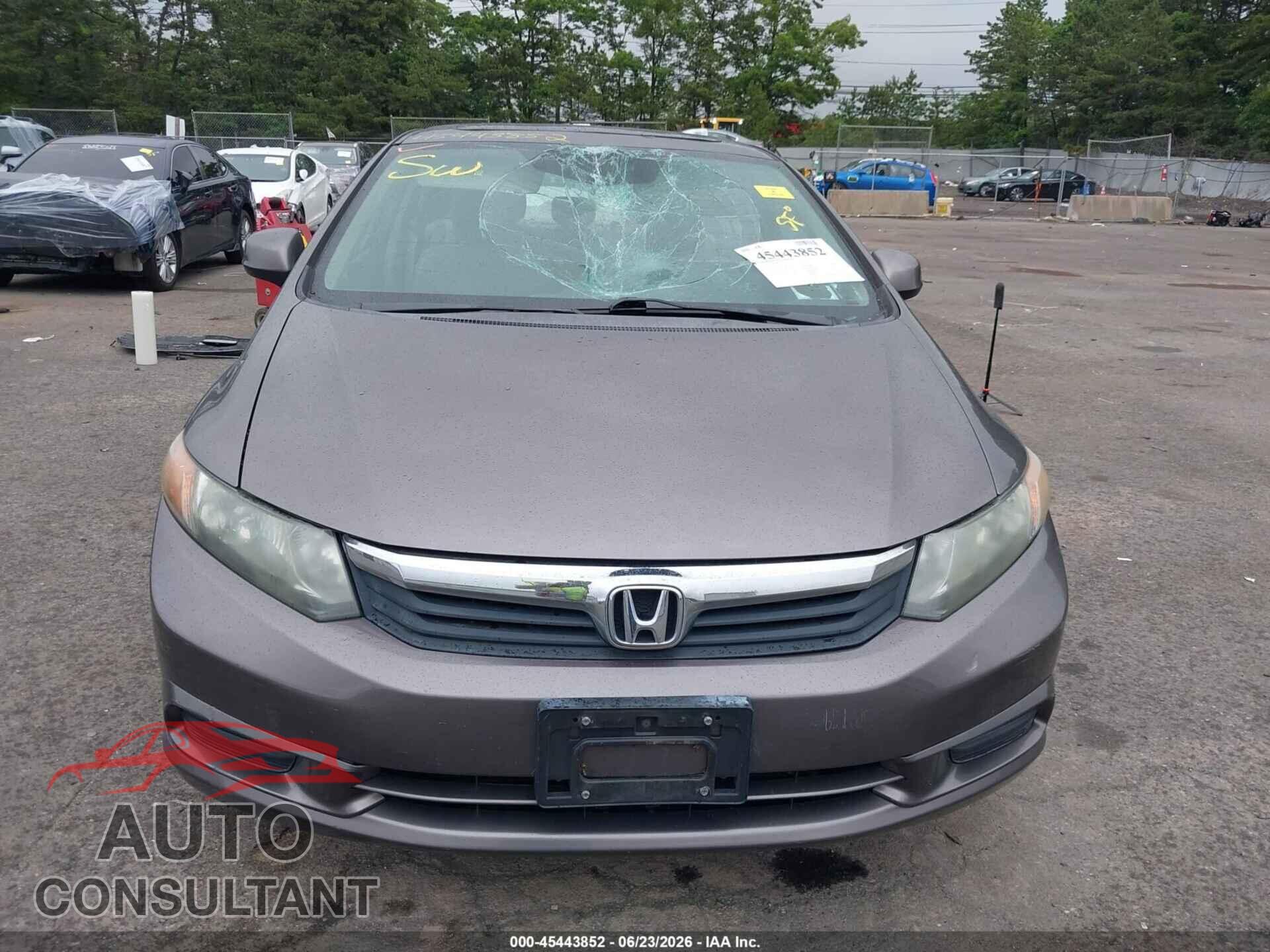 HONDA CIVIC 2012 - 2HGFB2F93CH525075