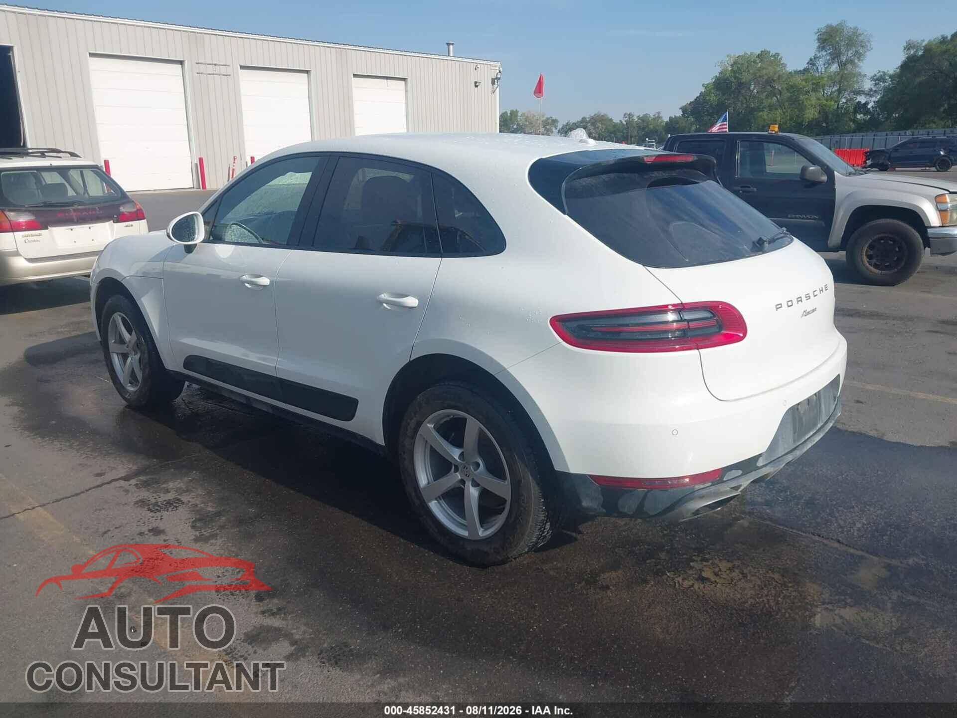 PORSCHE MACAN 2018 - WP1AA2A59JLB01575