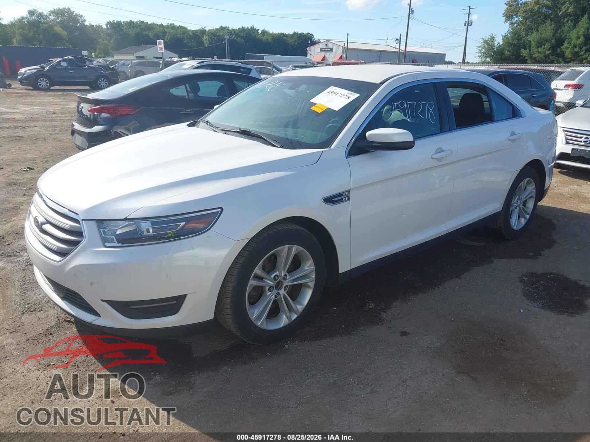 FORD TAURUS 2017 - 1FAHP2E87HG123277
