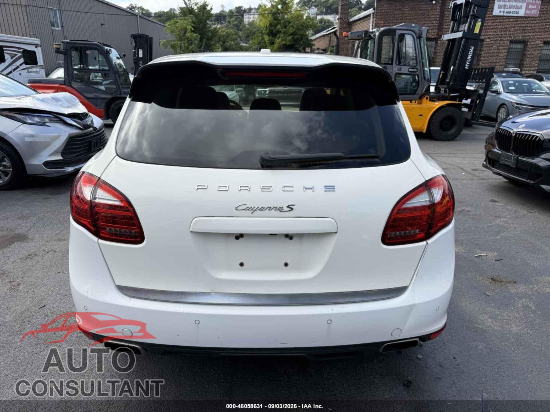 PORSCHE CAYENNE 2011 - WP1AB2A26BLA48287