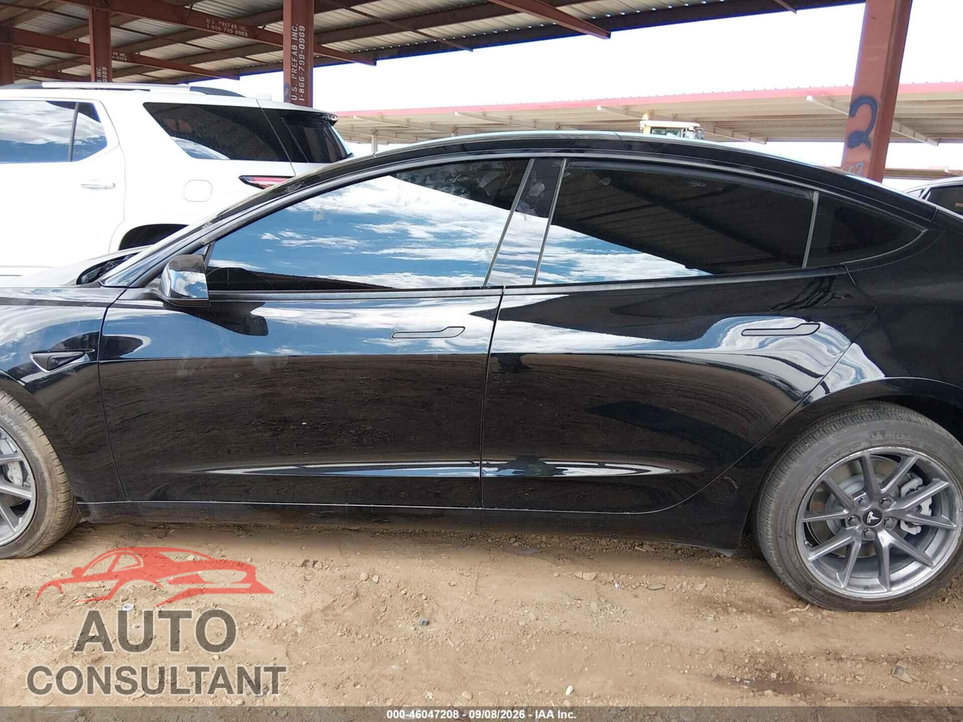 TESLA MODEL 3 2022 - 5YJ3E1EB5NF247750