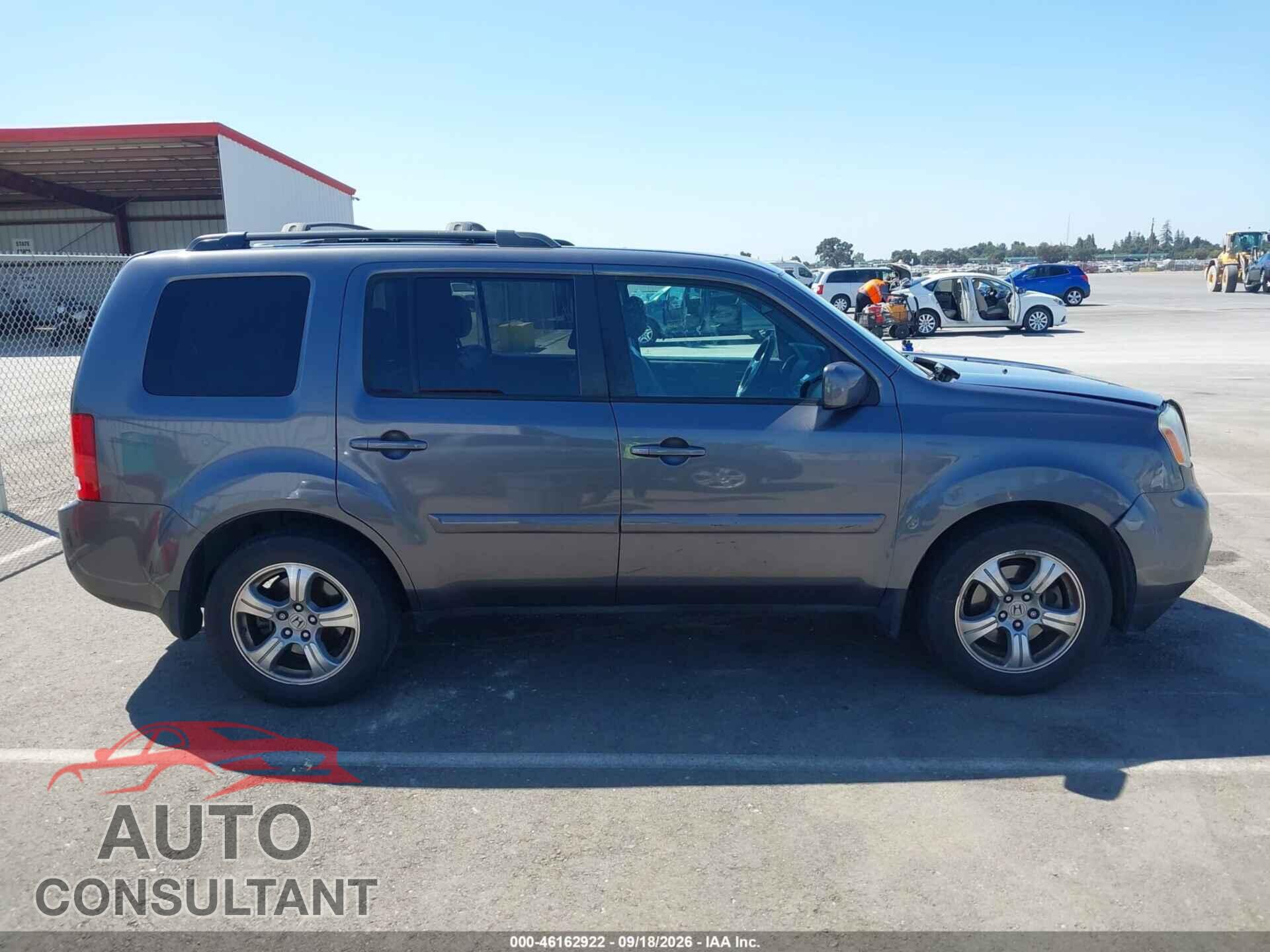 HONDA PILOT 2015 - 5FNYF4H57FB026355