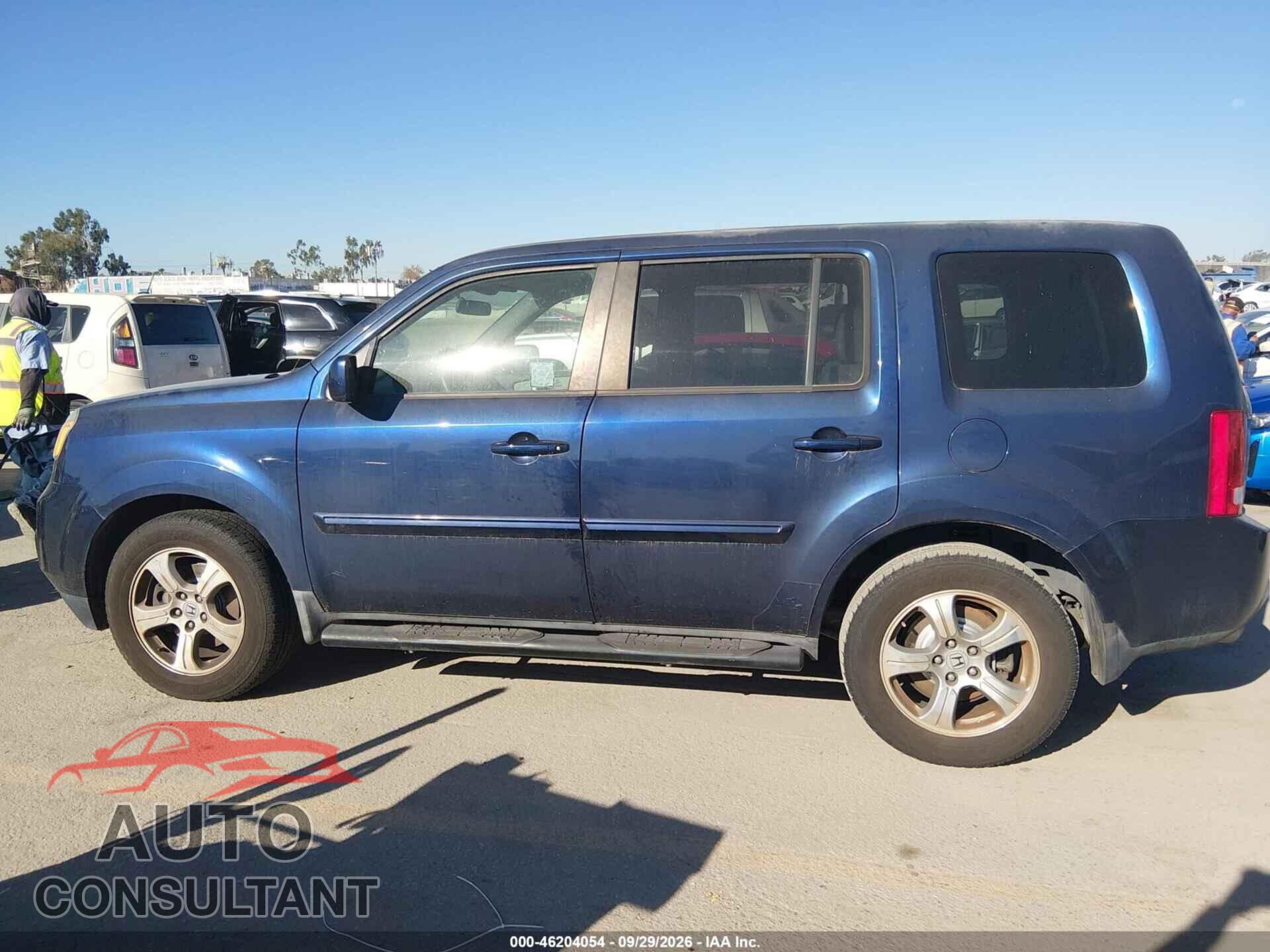 HONDA PILOT 2015 - 5FNYF4H47FB045639