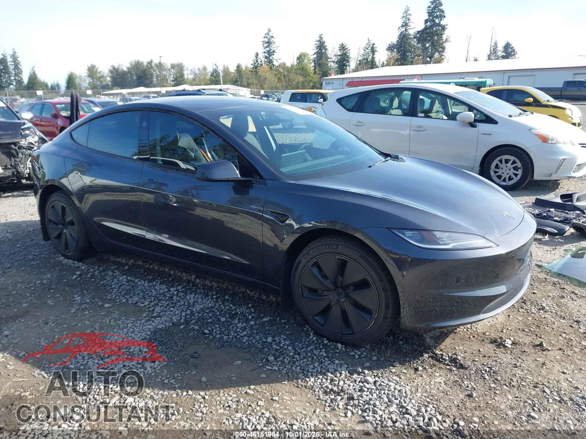 TESLA MODEL 3 2025 - 5YJ3E1EAXSF044257