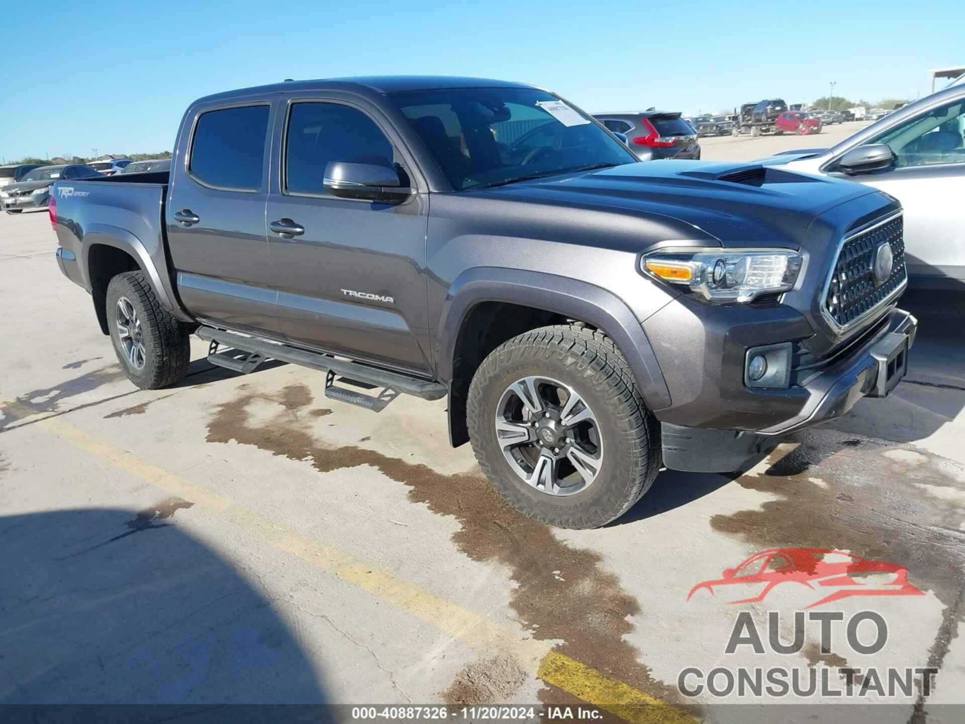 TOYOTA TACOMA 2018 - 5TFAZ5CN4JX054781