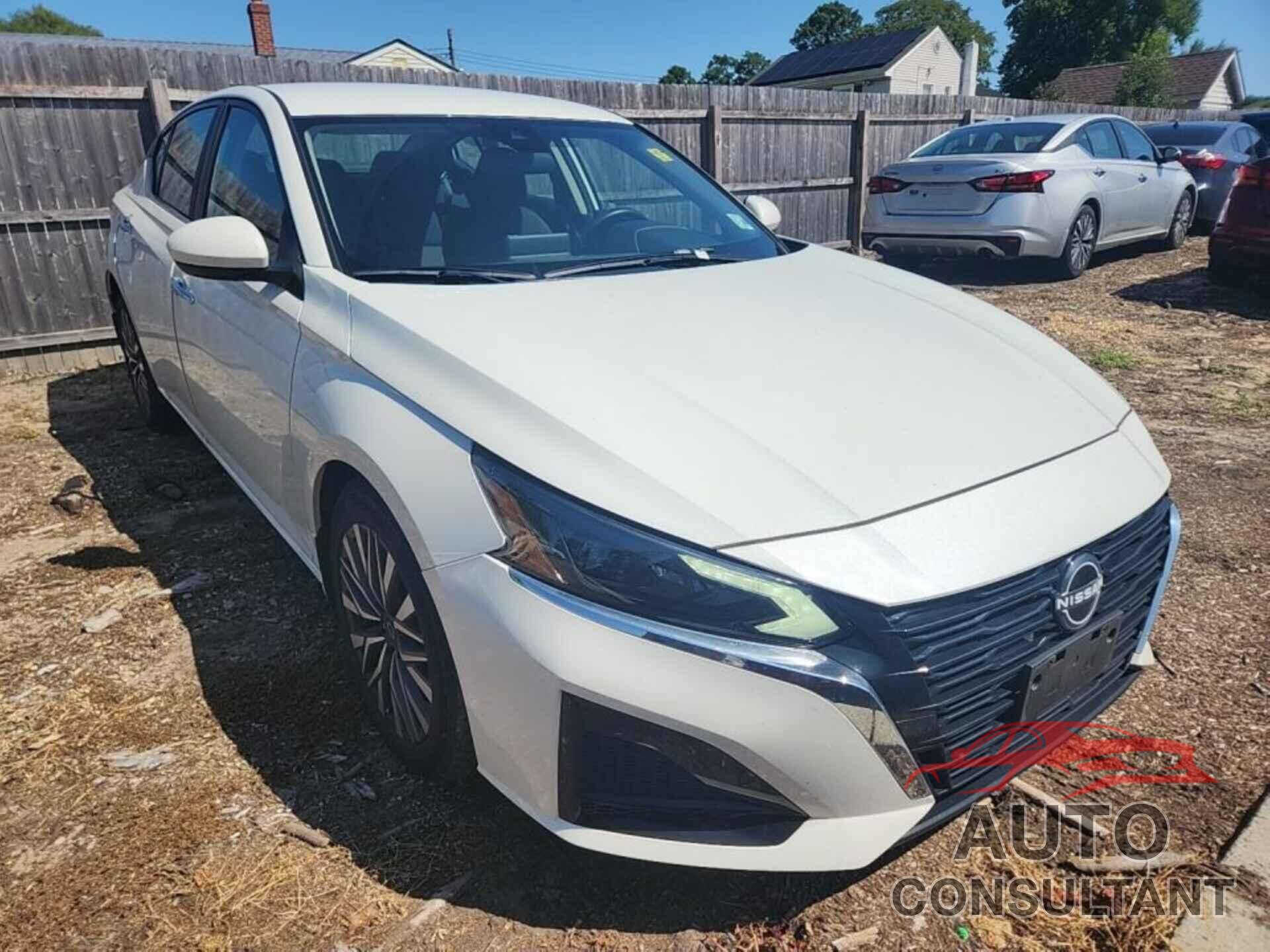 NISSAN ALTIMA 2023 - 1N4BL4DV4PN379472