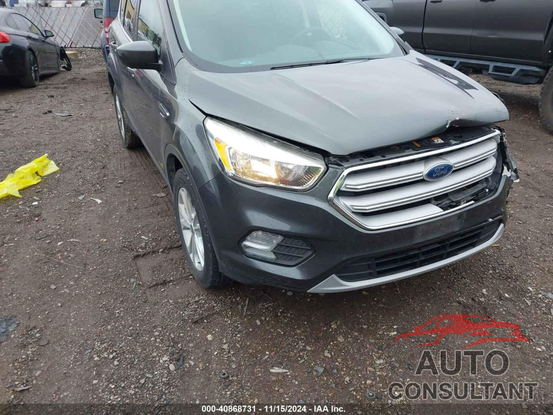 FORD ESCAPE 2018 - 1FMCU9GD6JUA97323