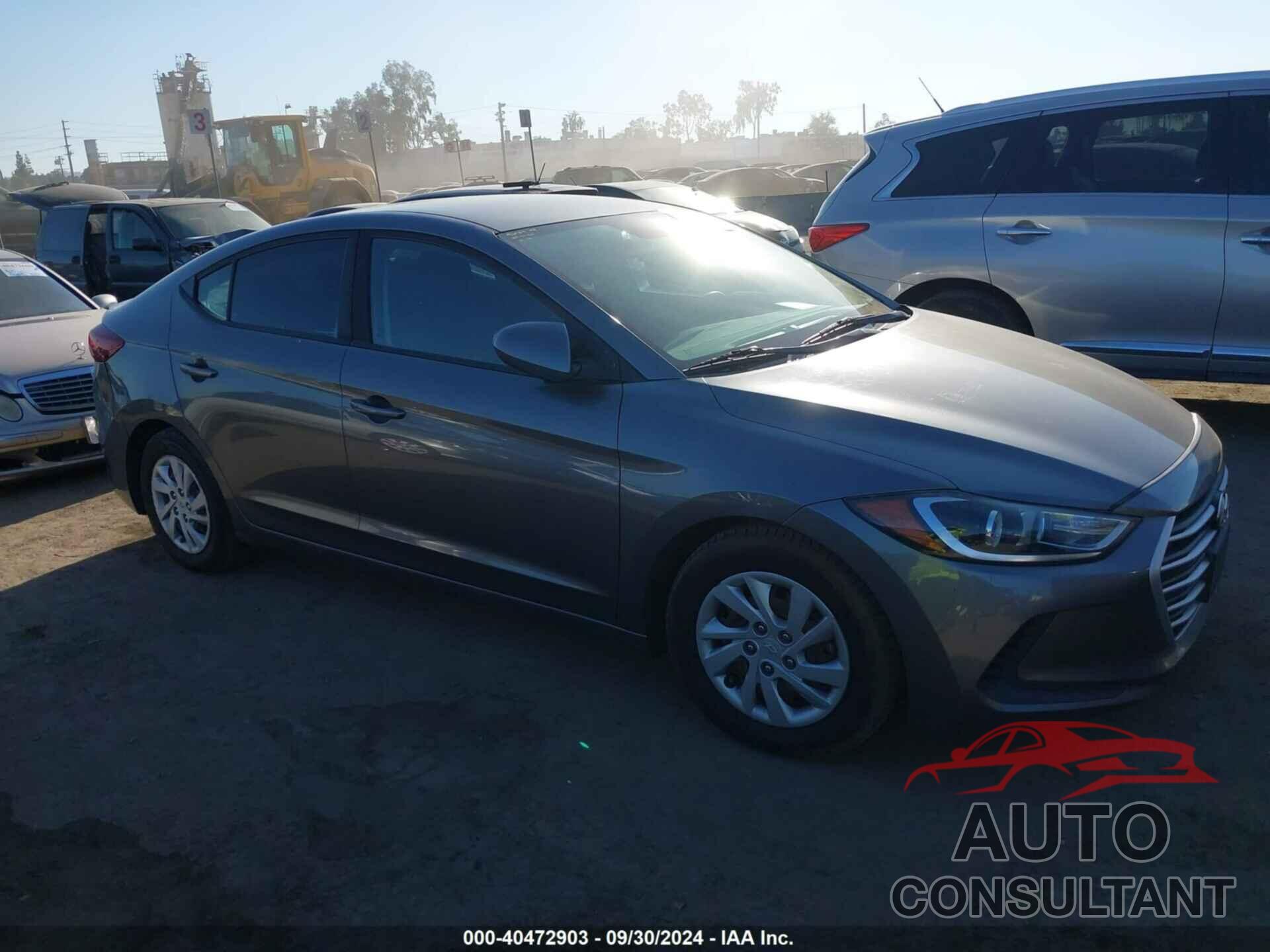 HYUNDAI ELANTRA 2018 - 5NPD74LF0JH303742