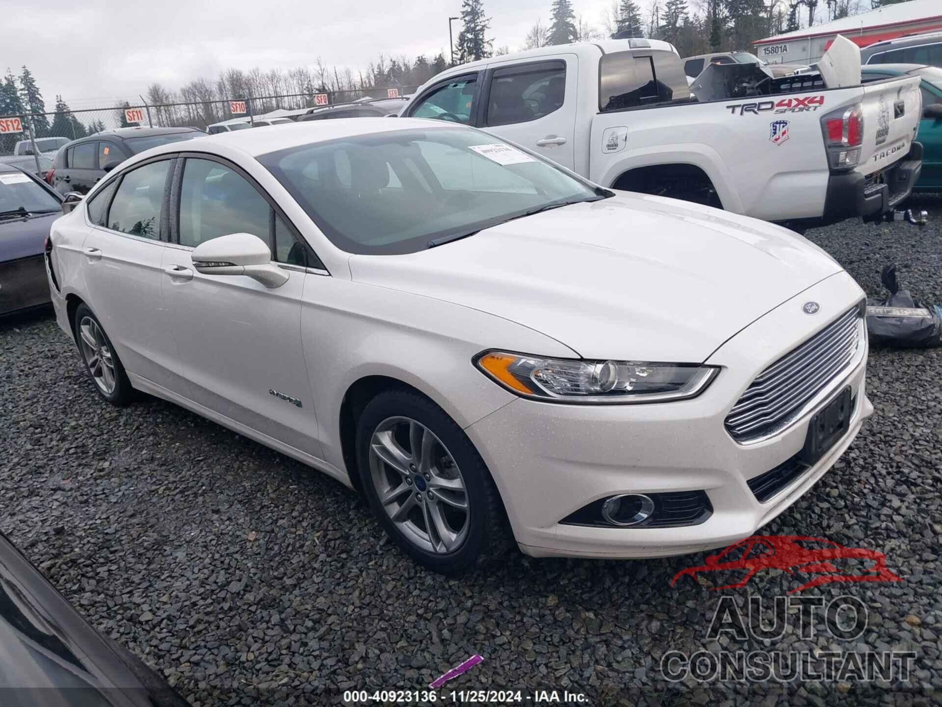 FORD FUSION HYBRID 2016 - 3FA6P0LU8GR405172