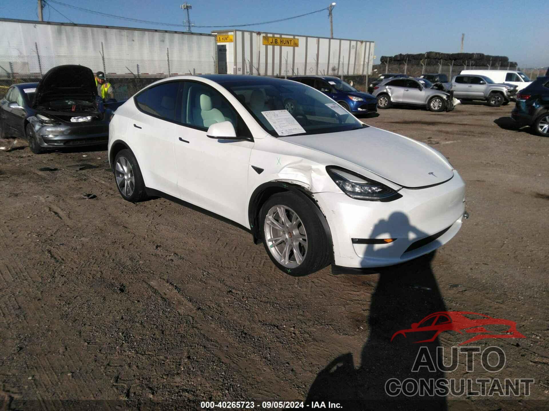 TESLA MODEL Y 2021 - 5YJYGDEE9MF303439