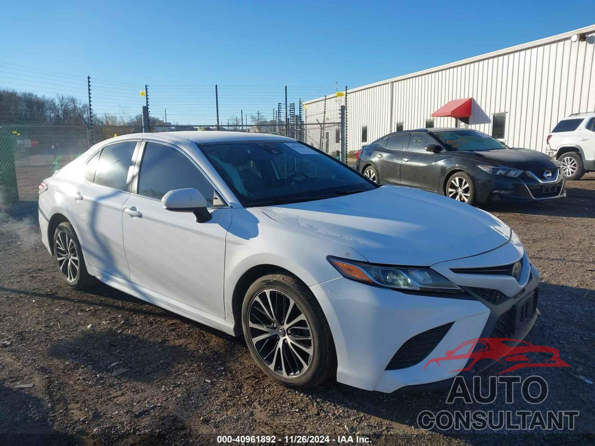 TOYOTA CAMRY 2019 - 4T1B11HKXKU759912